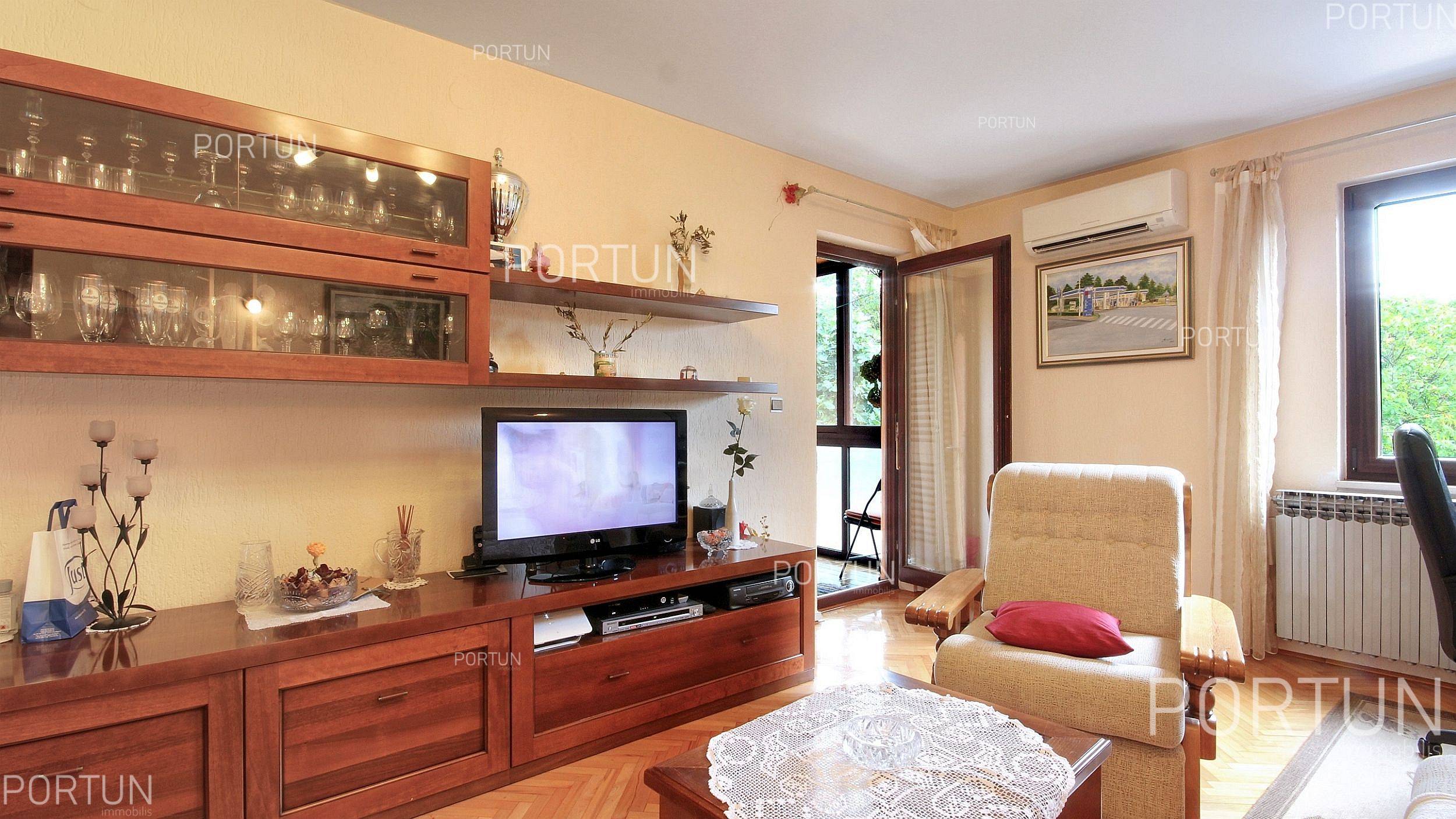 Stan na prodaju Rovinj - 10400 - 02