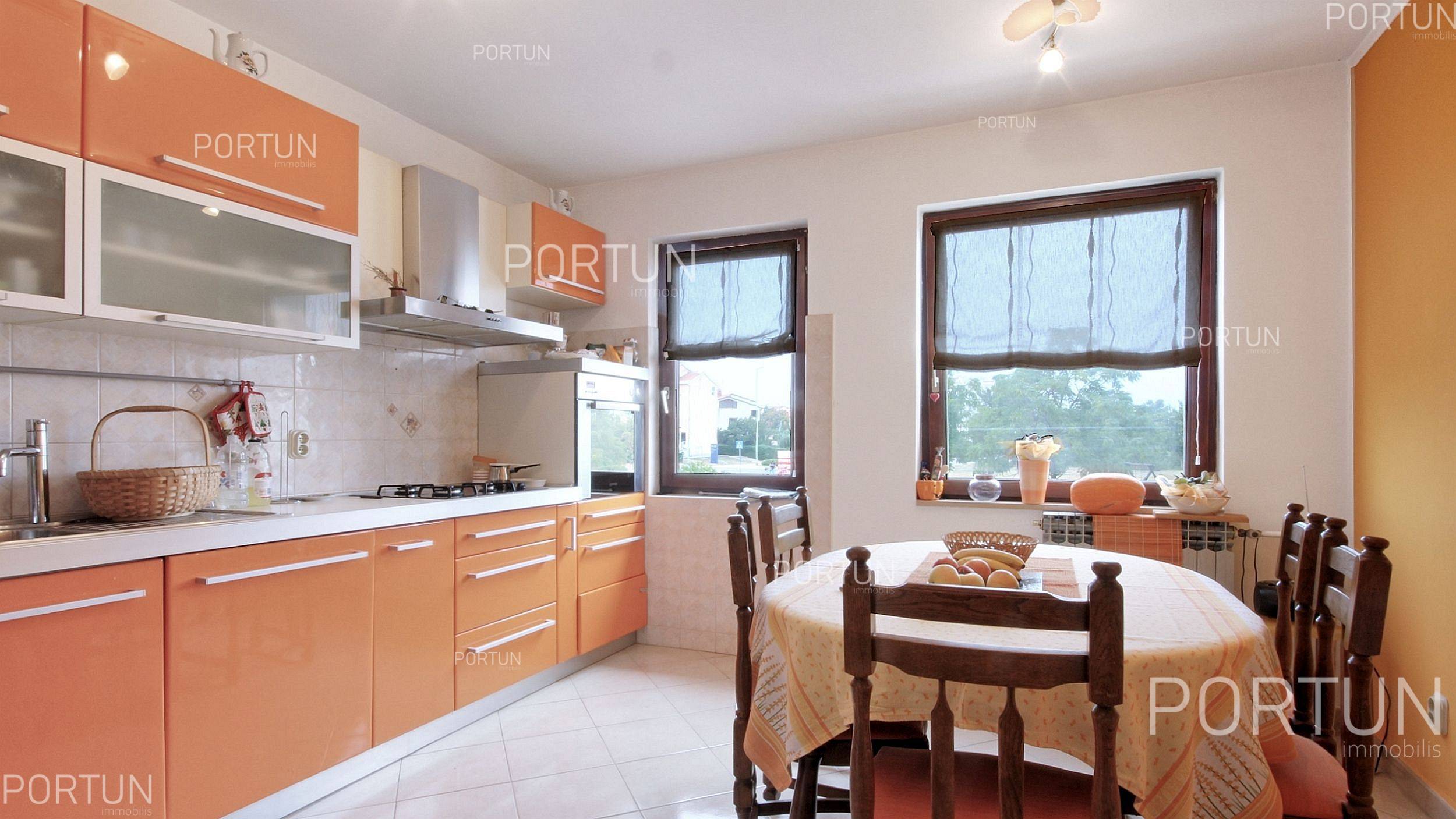 Stan na prodaju Rovinj - 10400 - 09