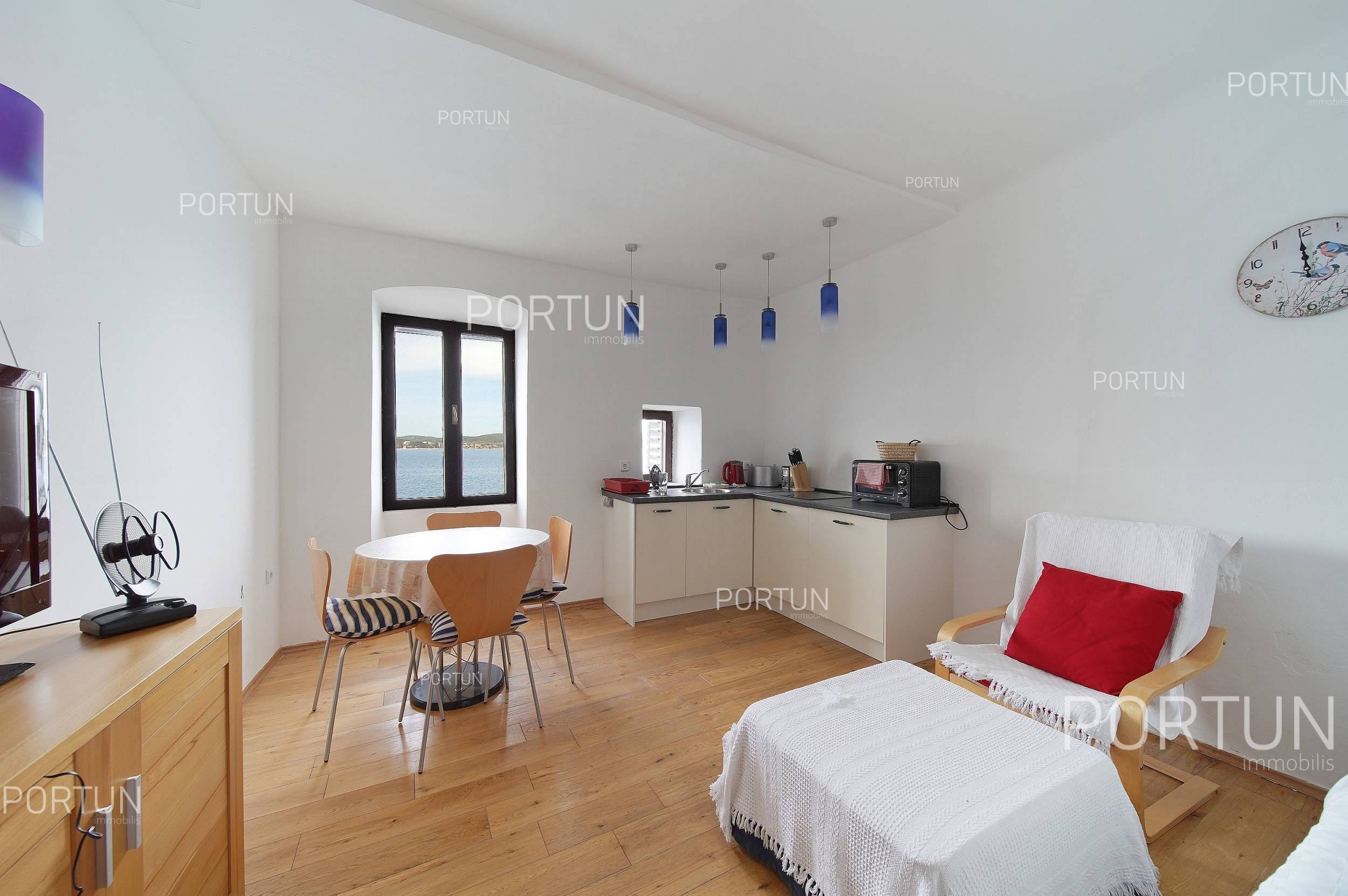 Stanovanje naprodaj v Rovinj - 10602 - 02