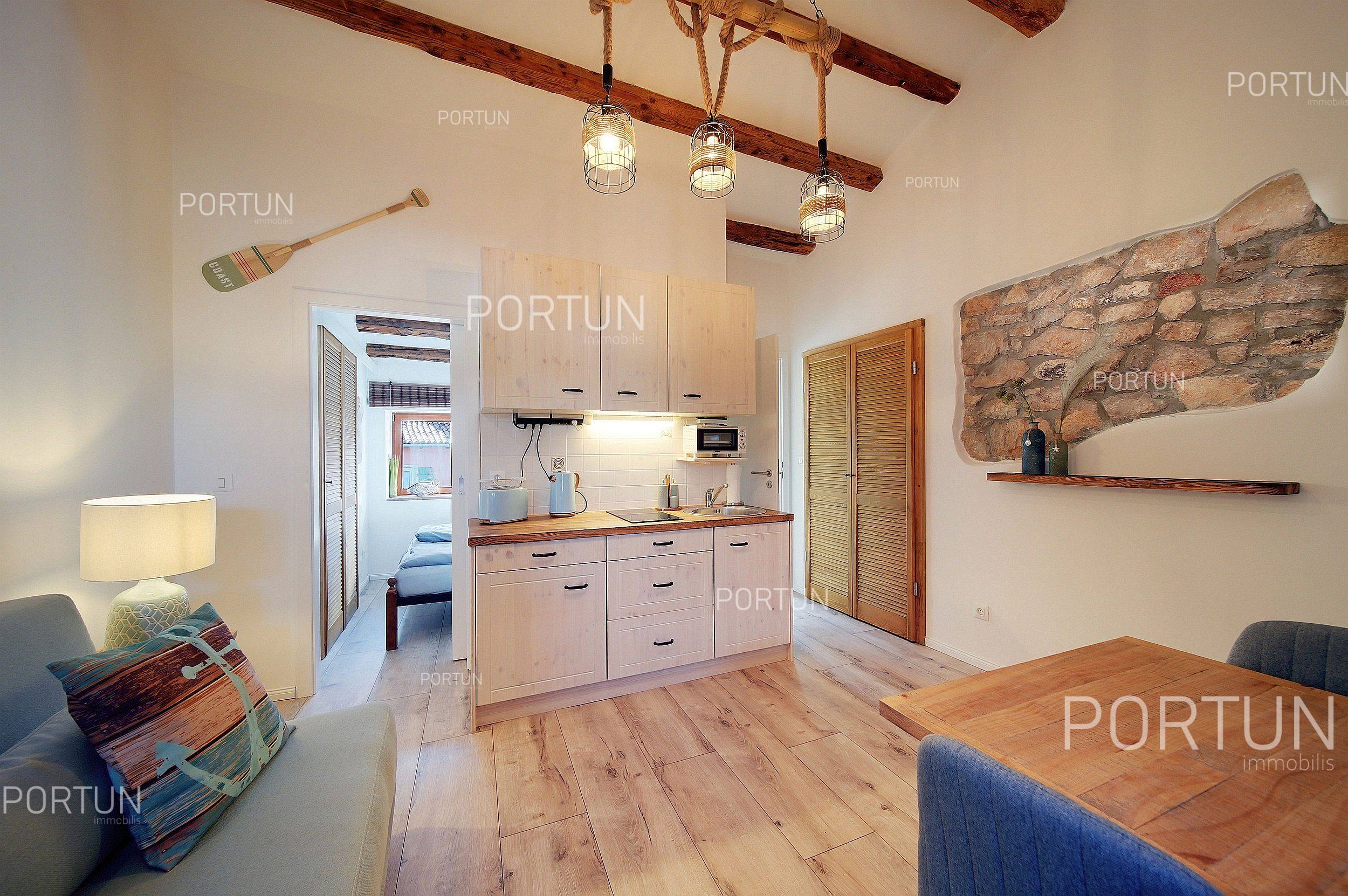 Apartment for Sale in Rovinj - 10604 - 02