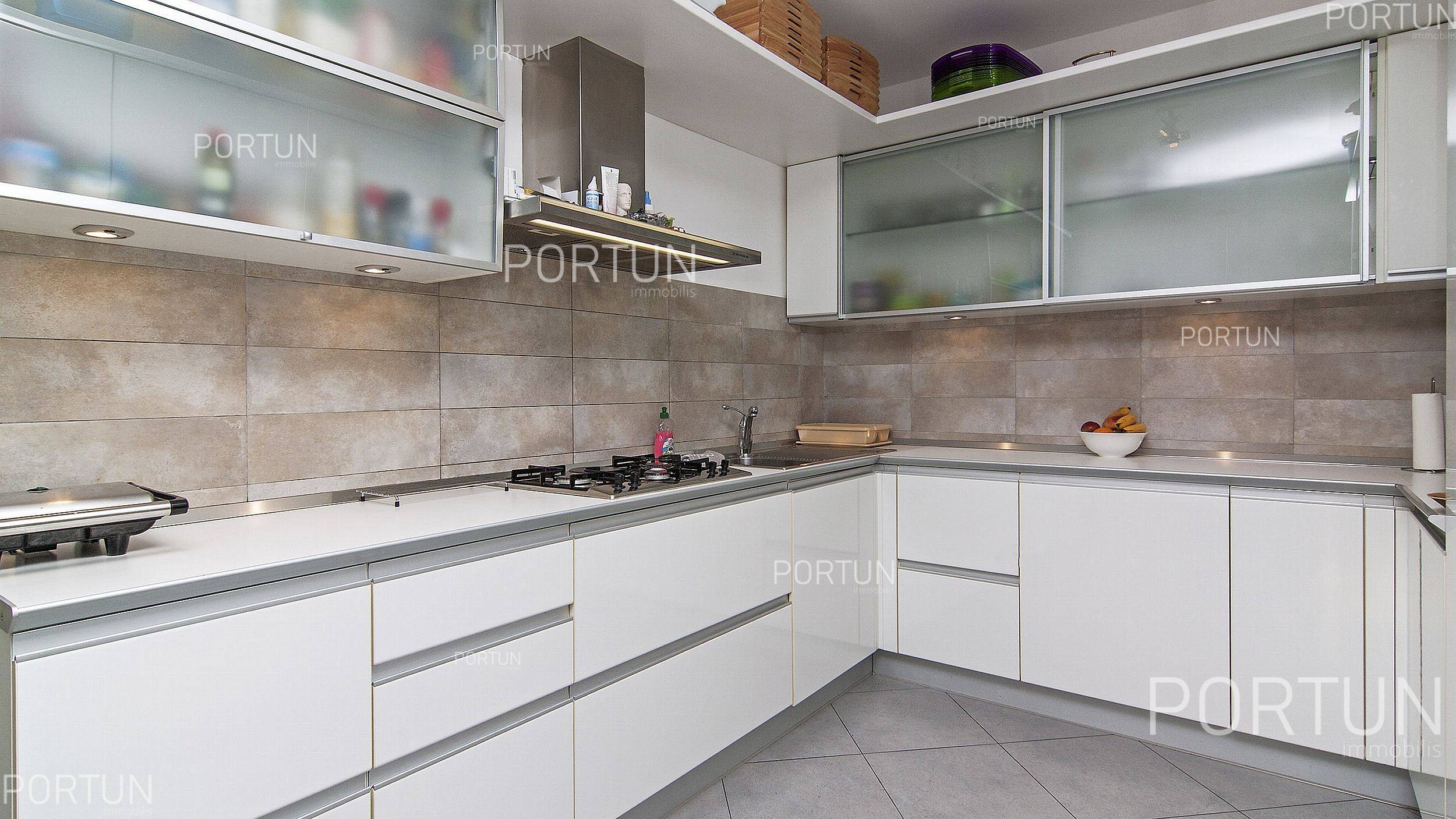 Stan na prodaju Rovinj - 10627 - 02