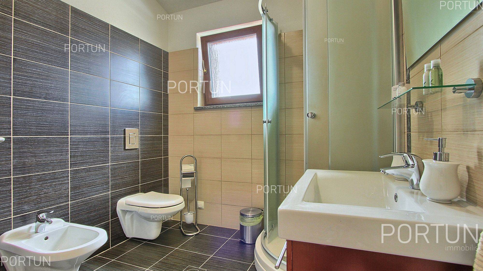 Kuća na prodaju Svetvinčenat - 20583 - 21