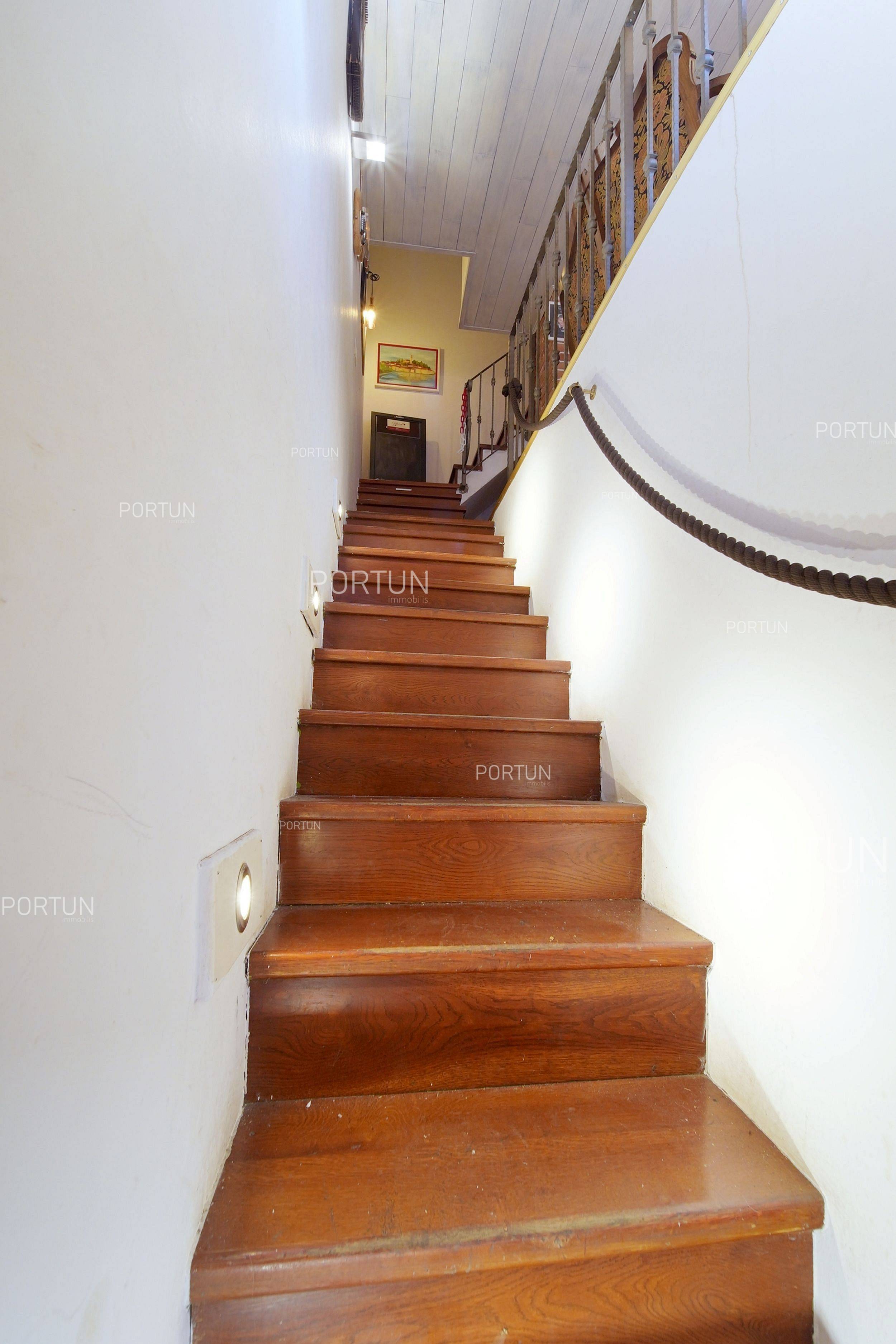 Kuća na prodaju Rovinj - 20653 - 05