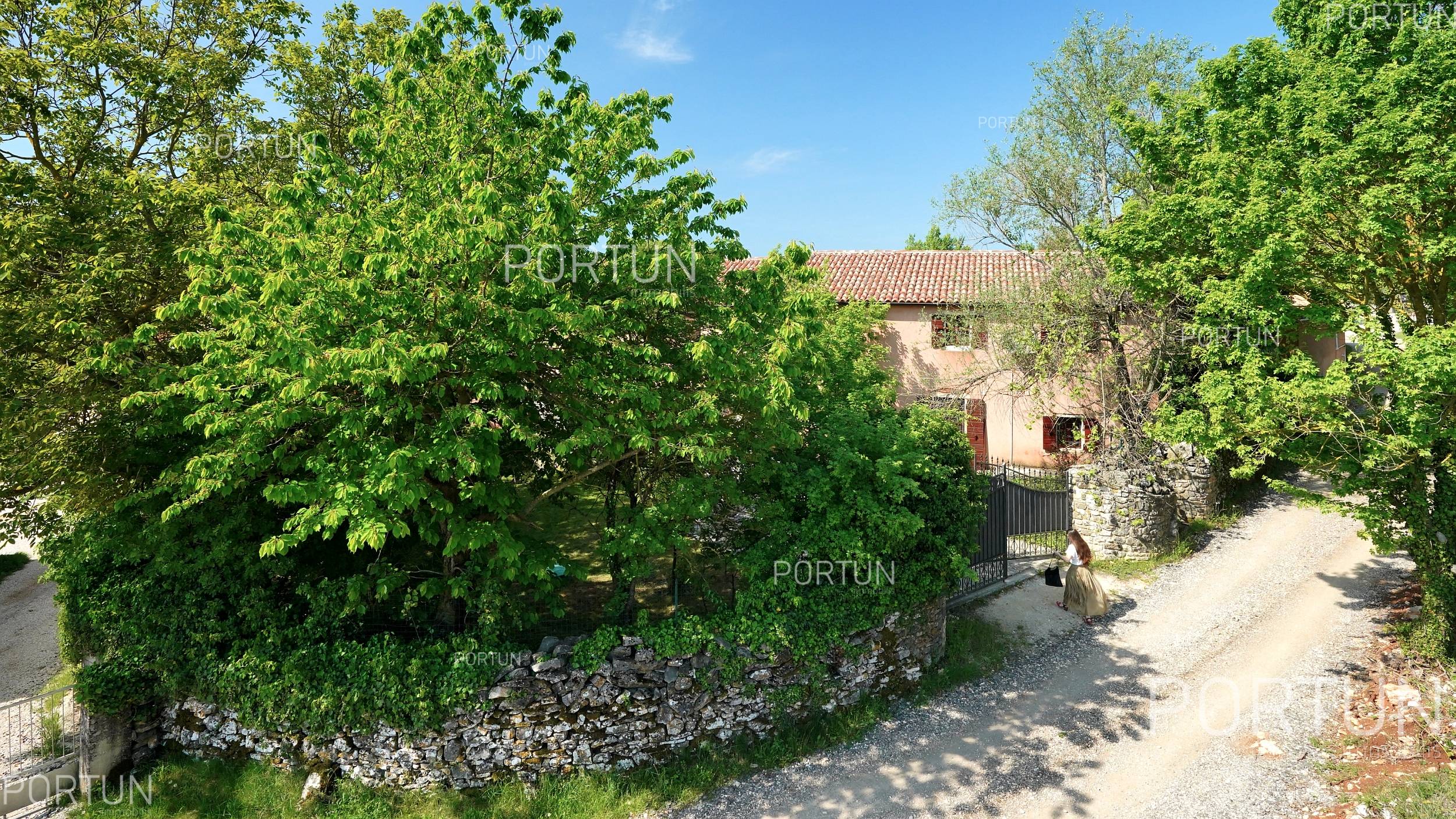 Hiša naprodaj v Rovinj - 20687 - 09