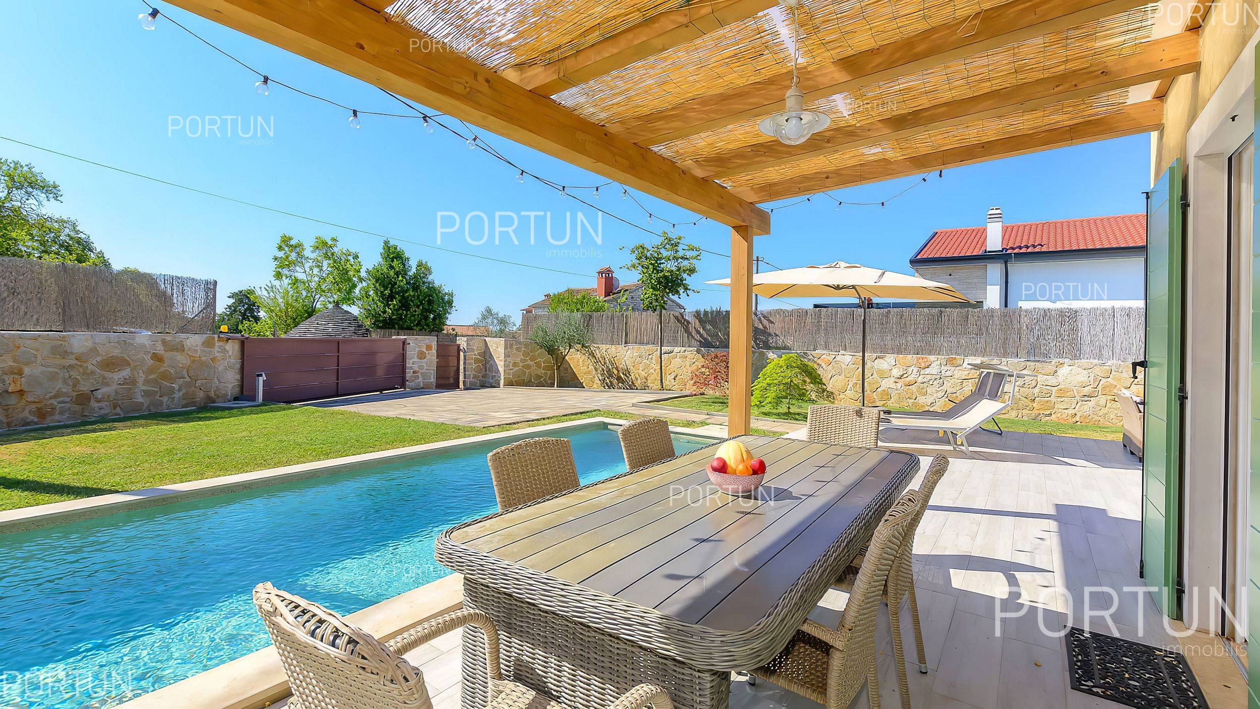 Kuća na prodaju Rovinj - 20692 - 05