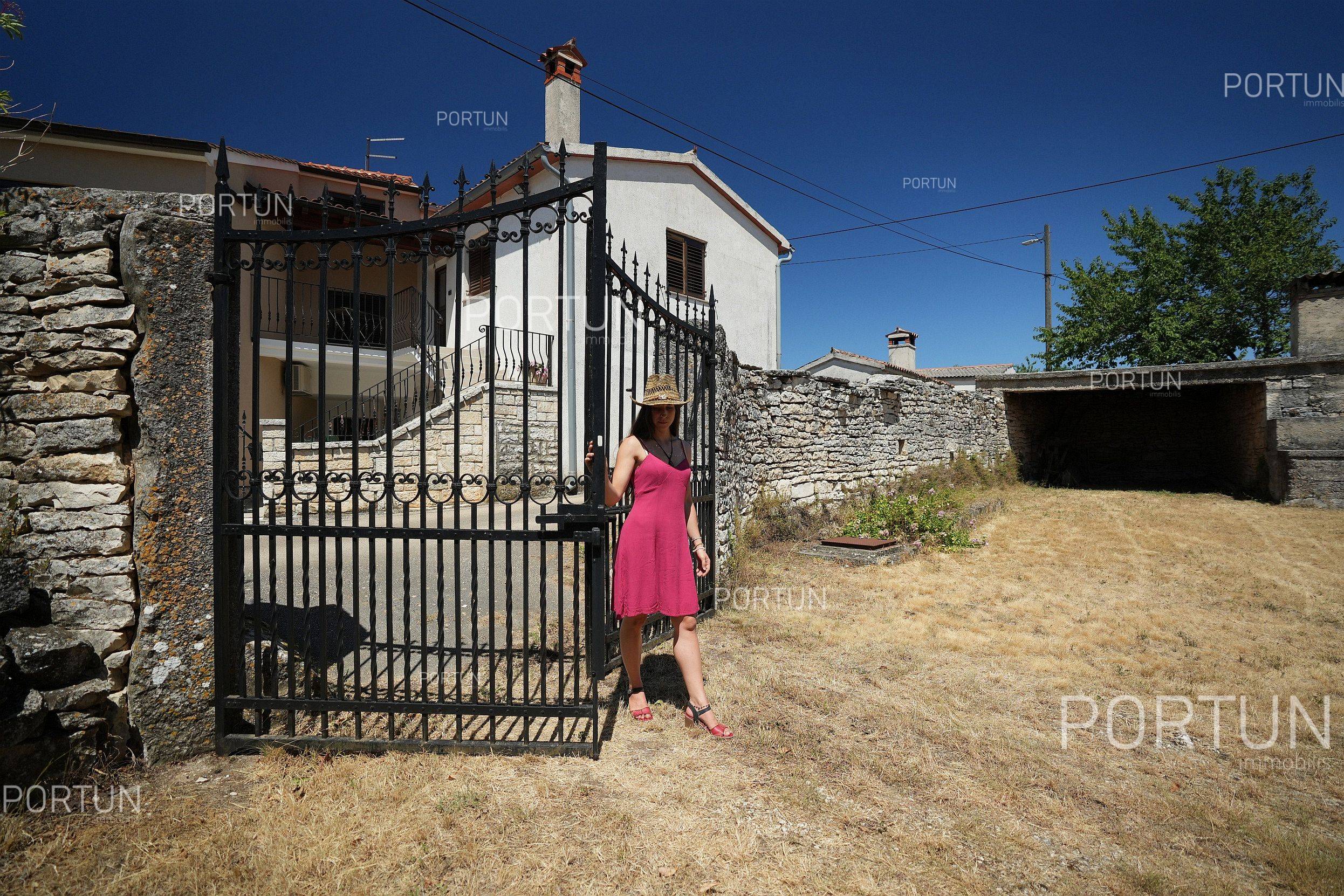 House for Sale in Kanfanar - 20705 - 02