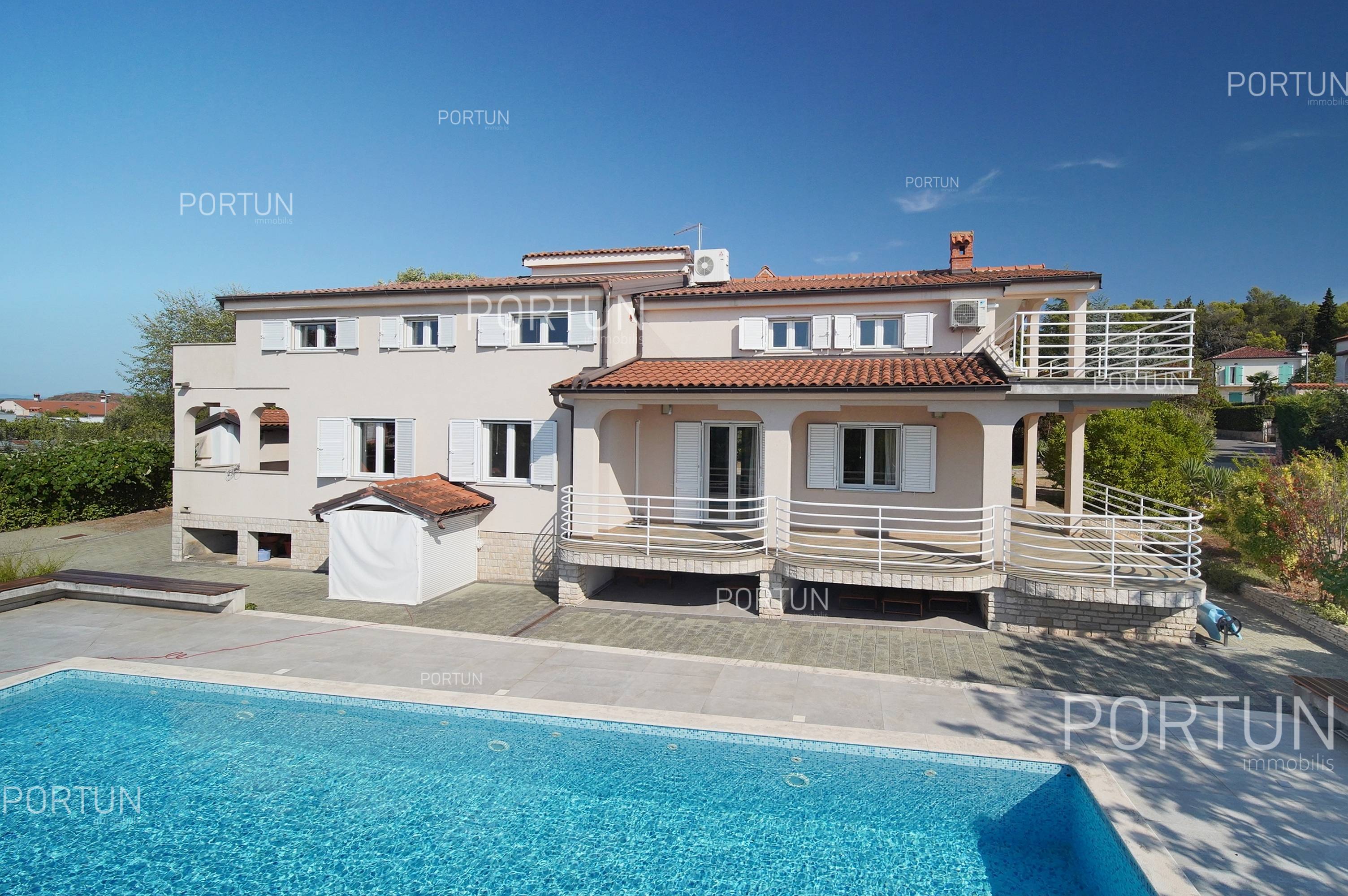 Kuća na prodaju Rovinj - 20708 - 02