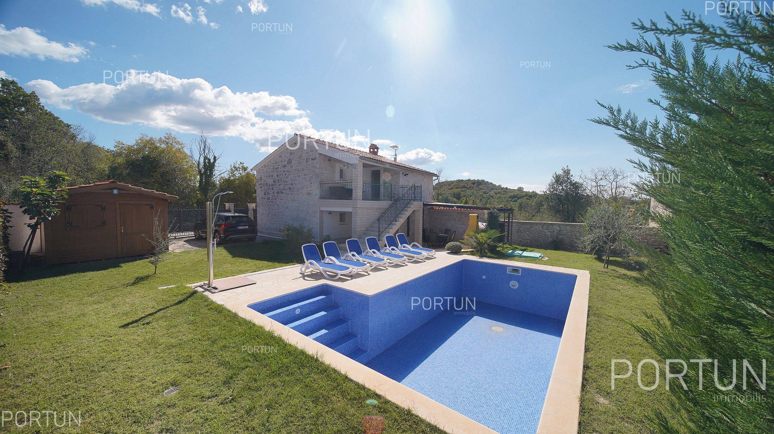 Kuća na prodaju Poreč - 20712 - 02