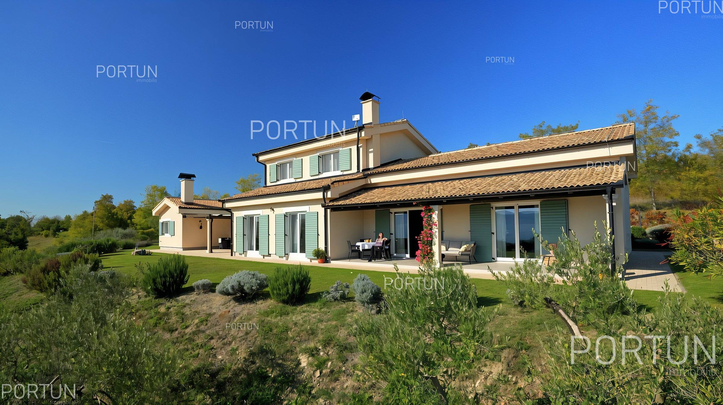 Kuća na prodaju Grožnjan - 20717 - 03