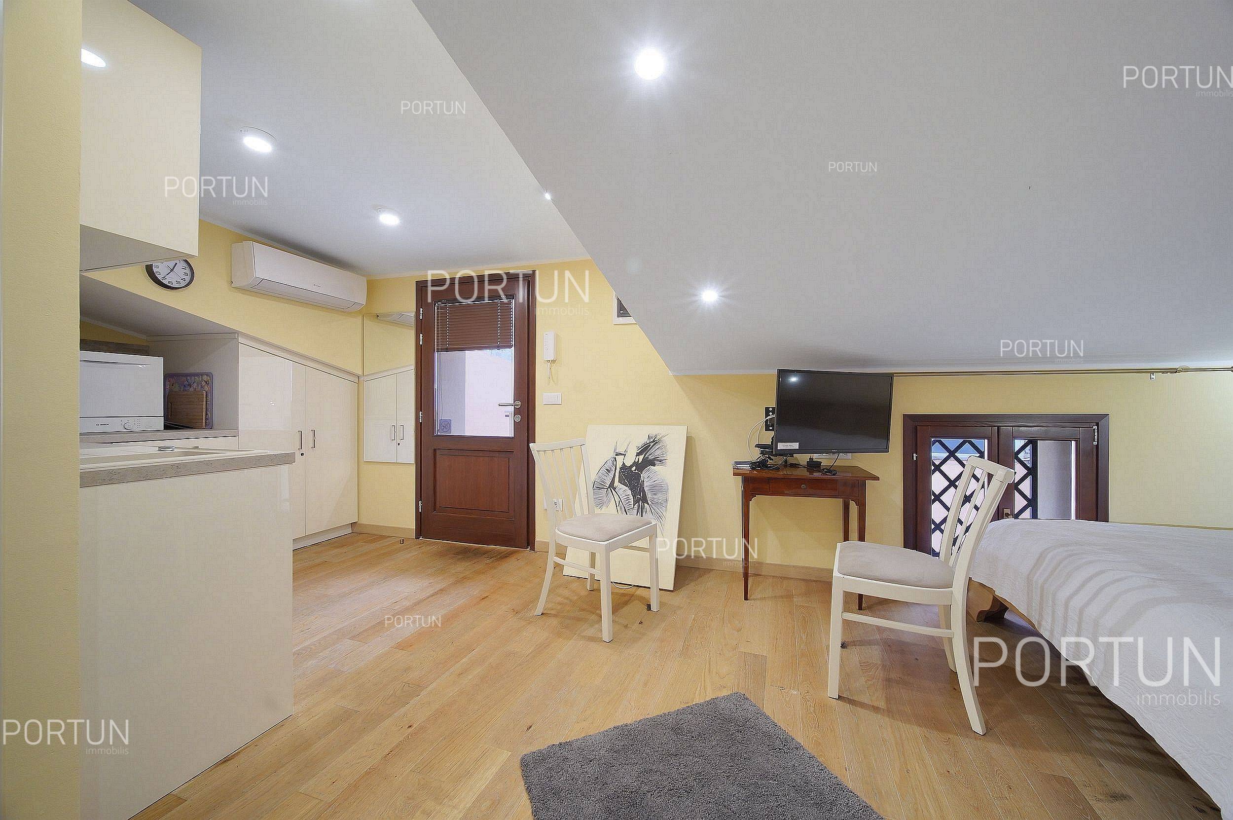 Kuća na prodaju Rovinj - 20732 - 09