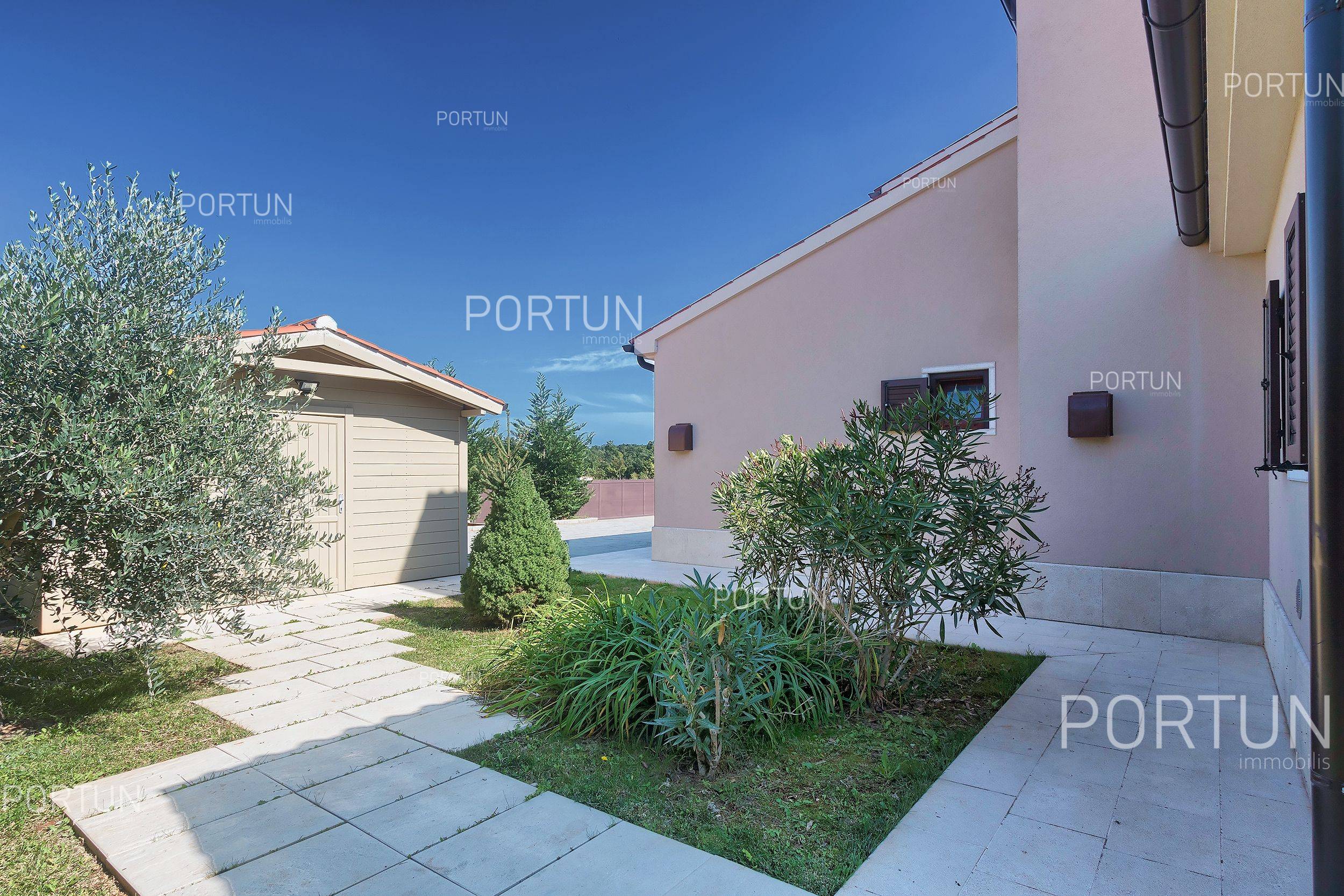 House for Sale in Svetvinčenat - 20733 - 05