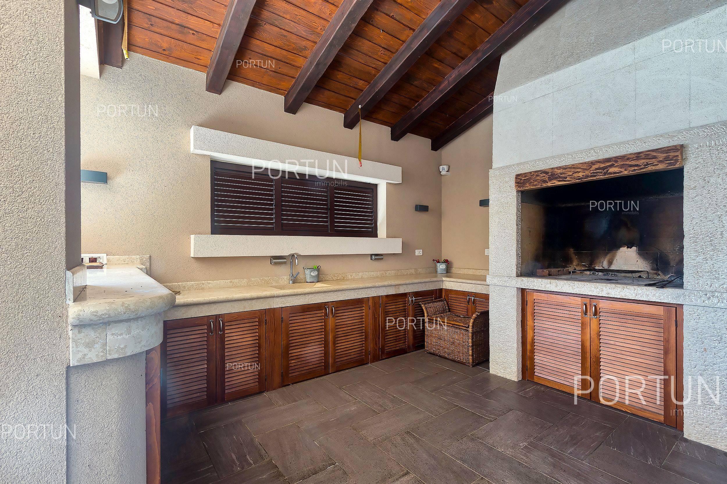 House for Sale in Svetvinčenat - 20733 - 14