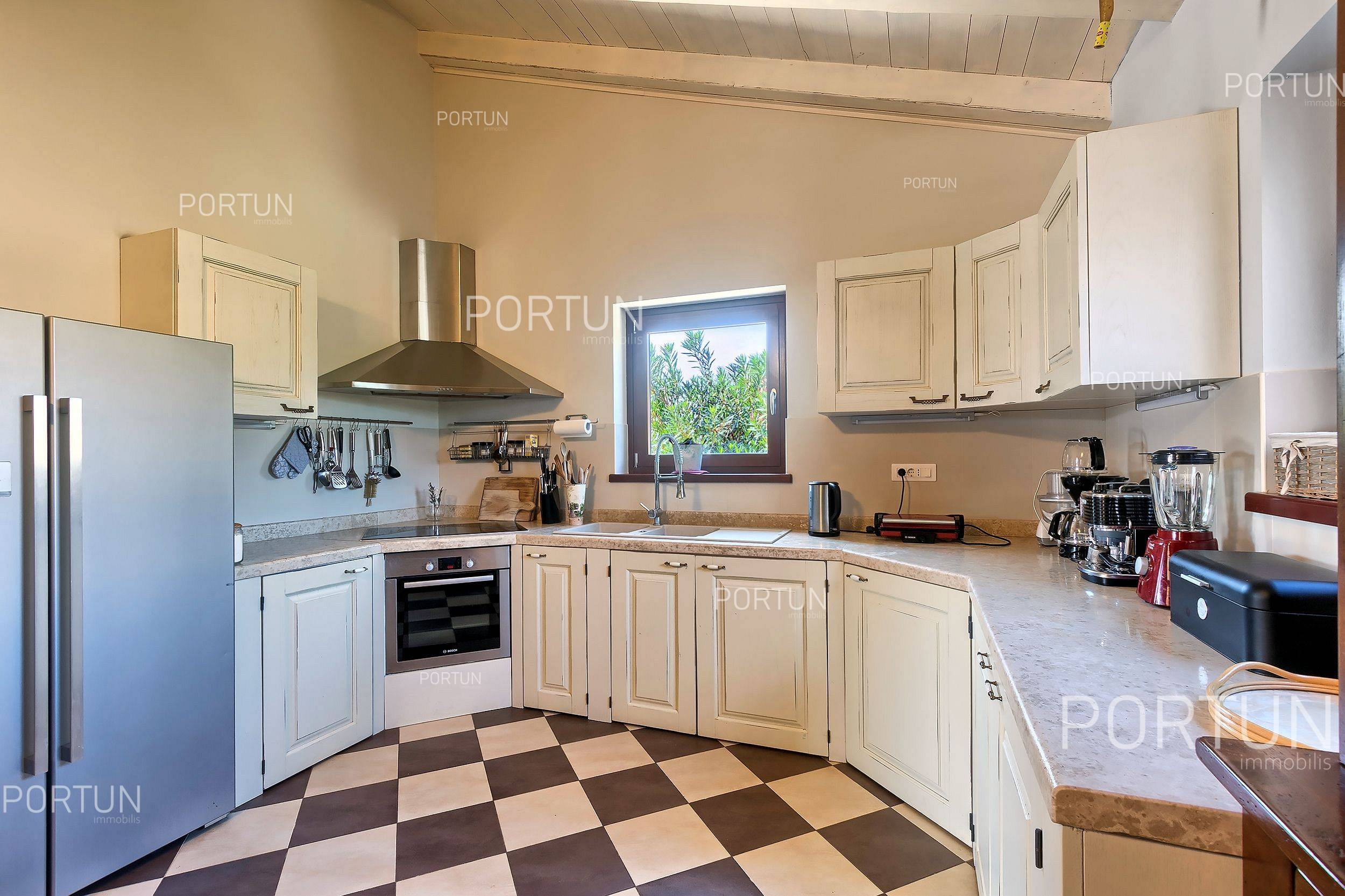 House for Sale in Svetvinčenat - 20733 - 17