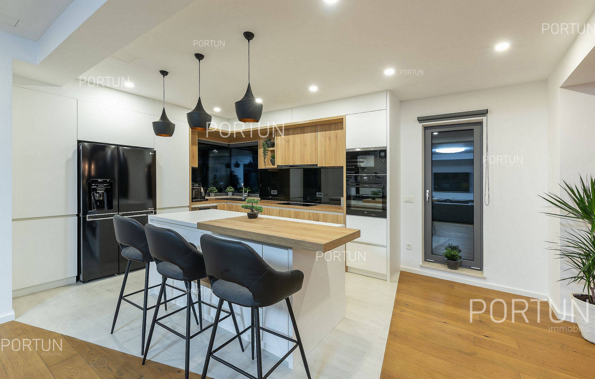 Casa in vendita a Montona - 20734 - 32