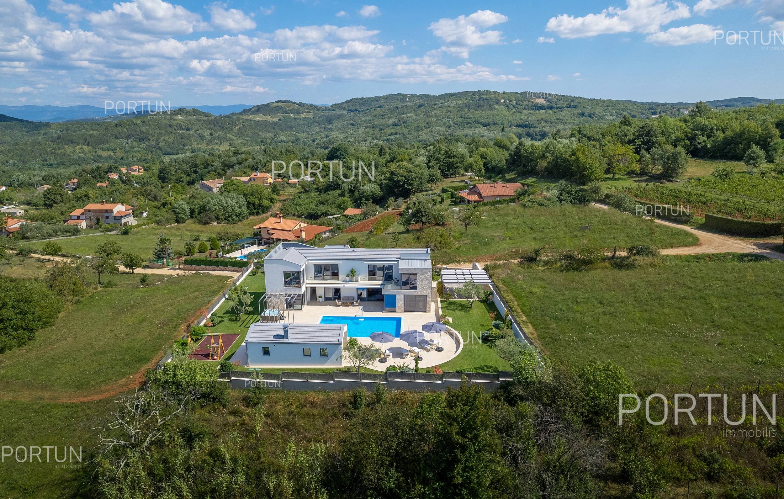 Casa in vendita a Montona - 20734 - 23