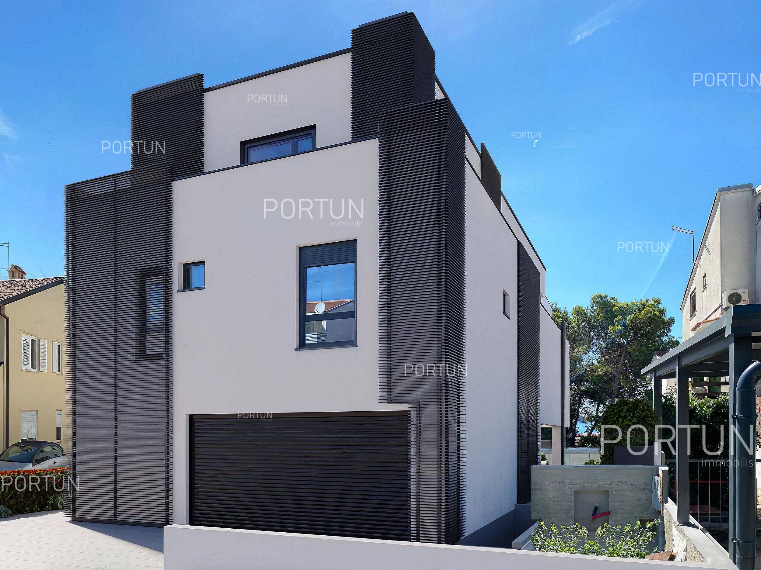 Kuća na prodaju Rovinj - 20736 - 02