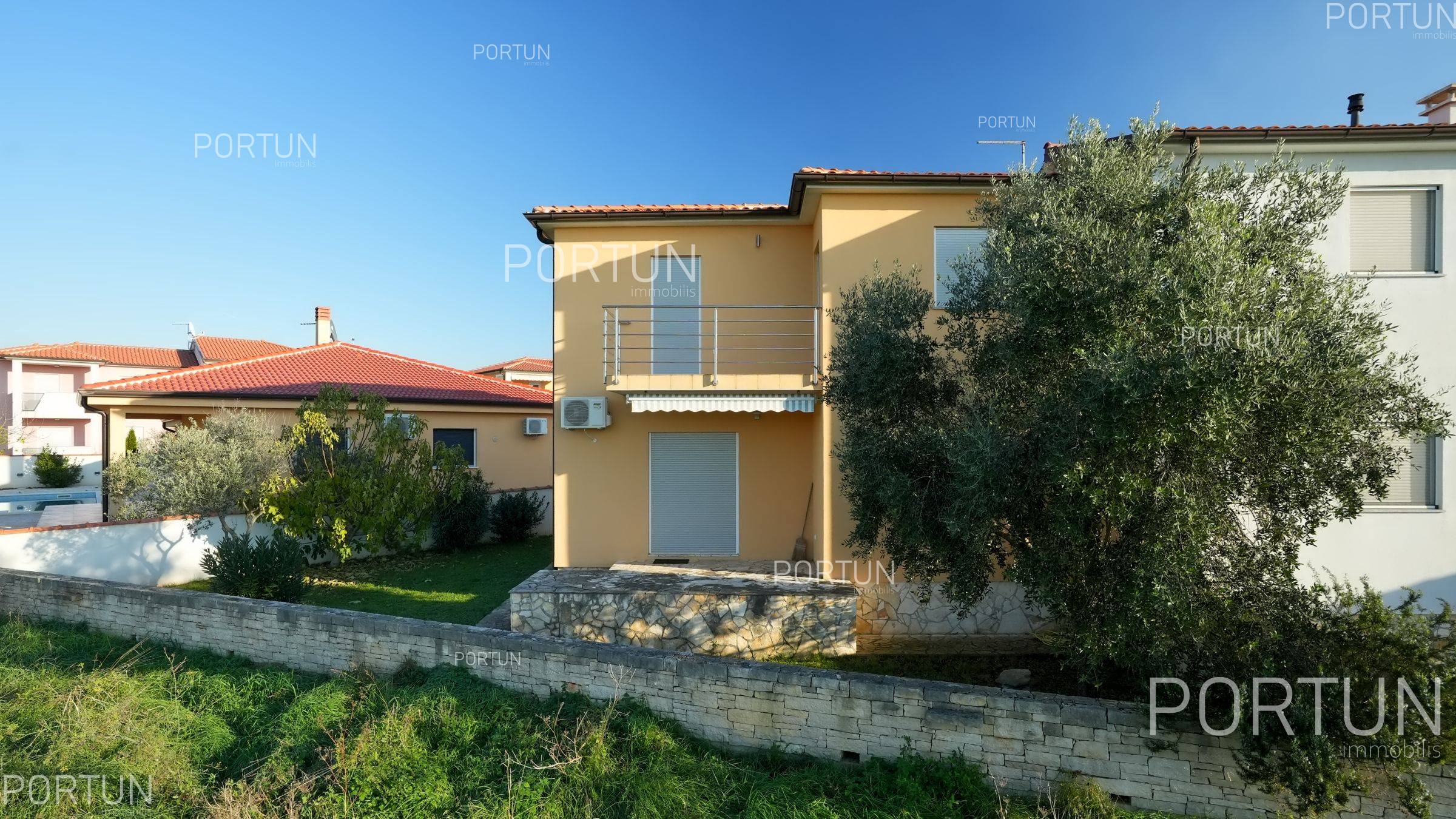 Kuća na prodaju Fažana - 20866 - 02