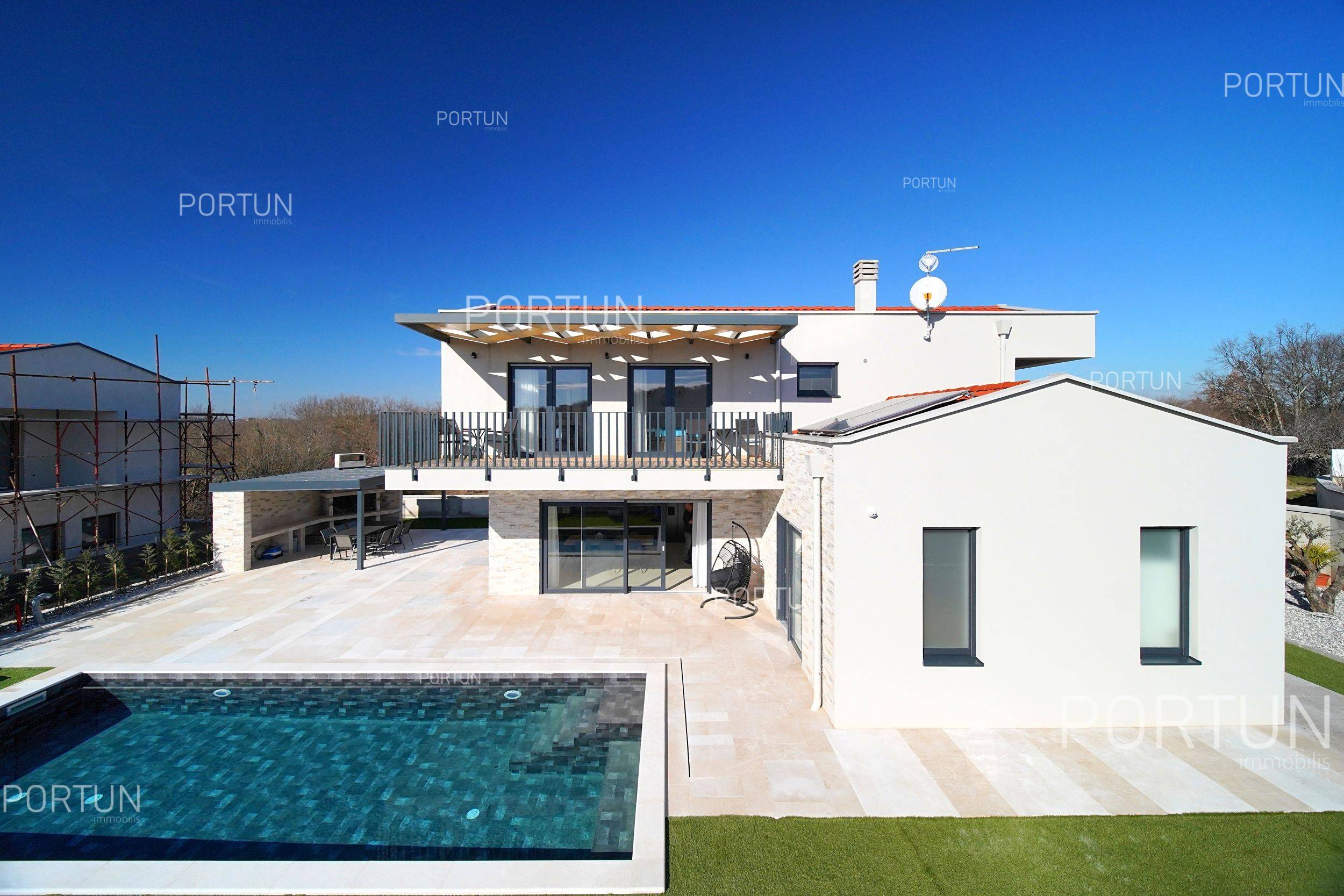 House for Sale in Sveti Lovreč - 20828 - 03