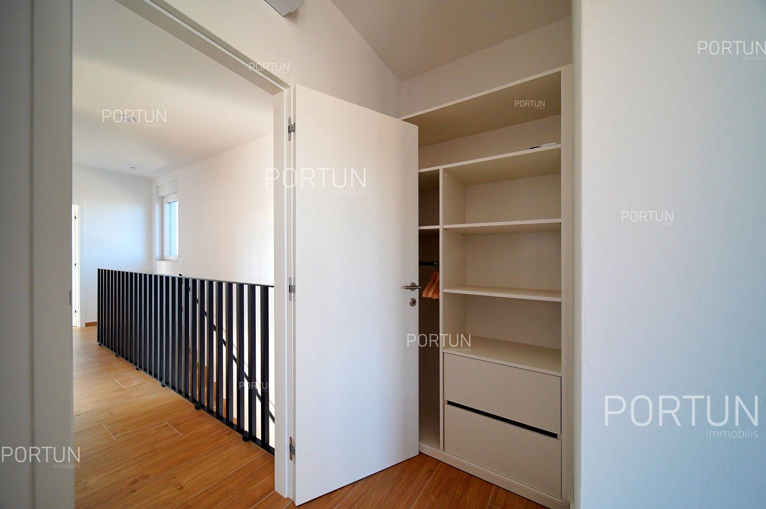 House for Sale in Sveti Lovreč - 20828 - 46