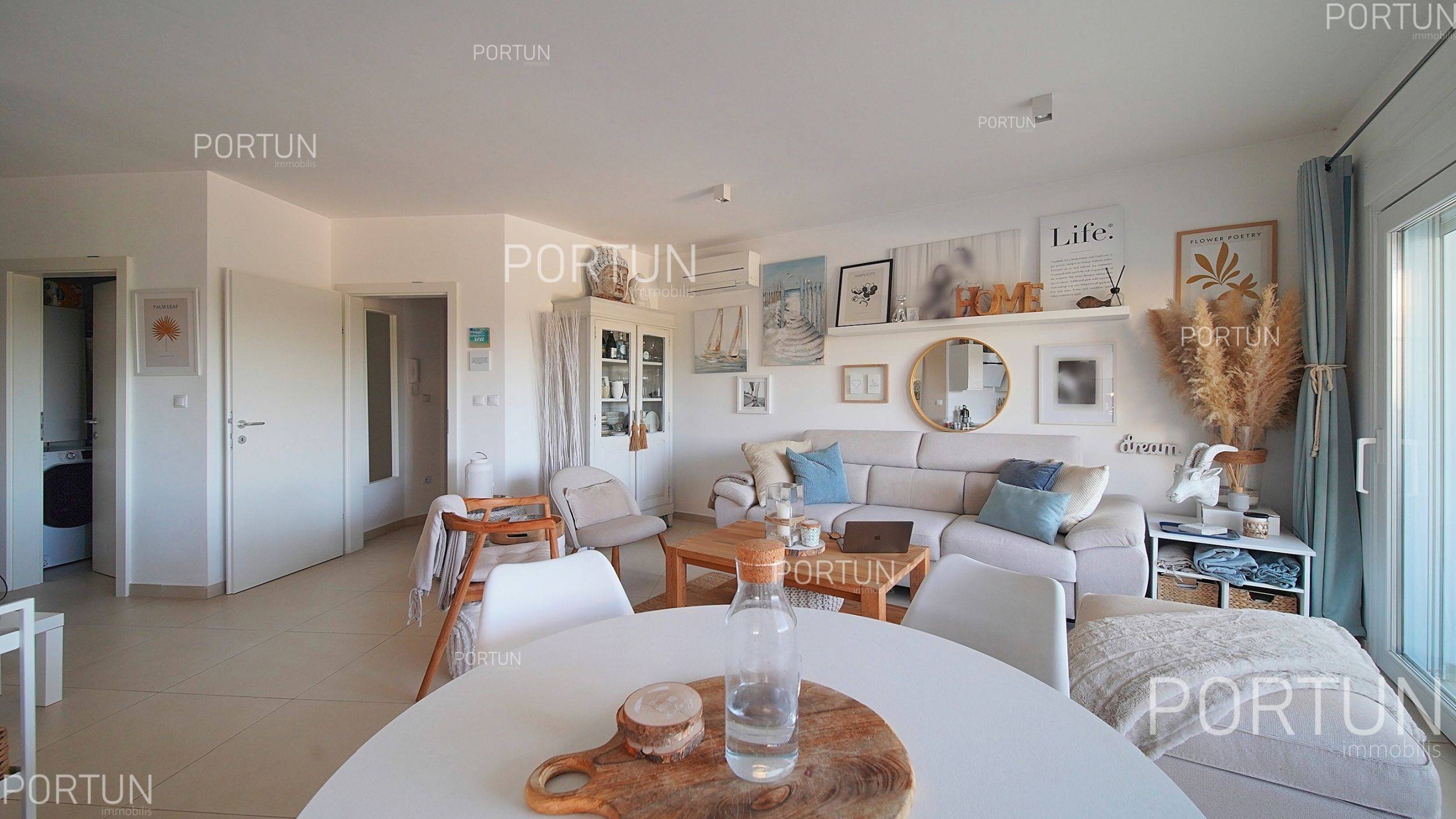 Stan na prodaju Pula - 10672 - 06