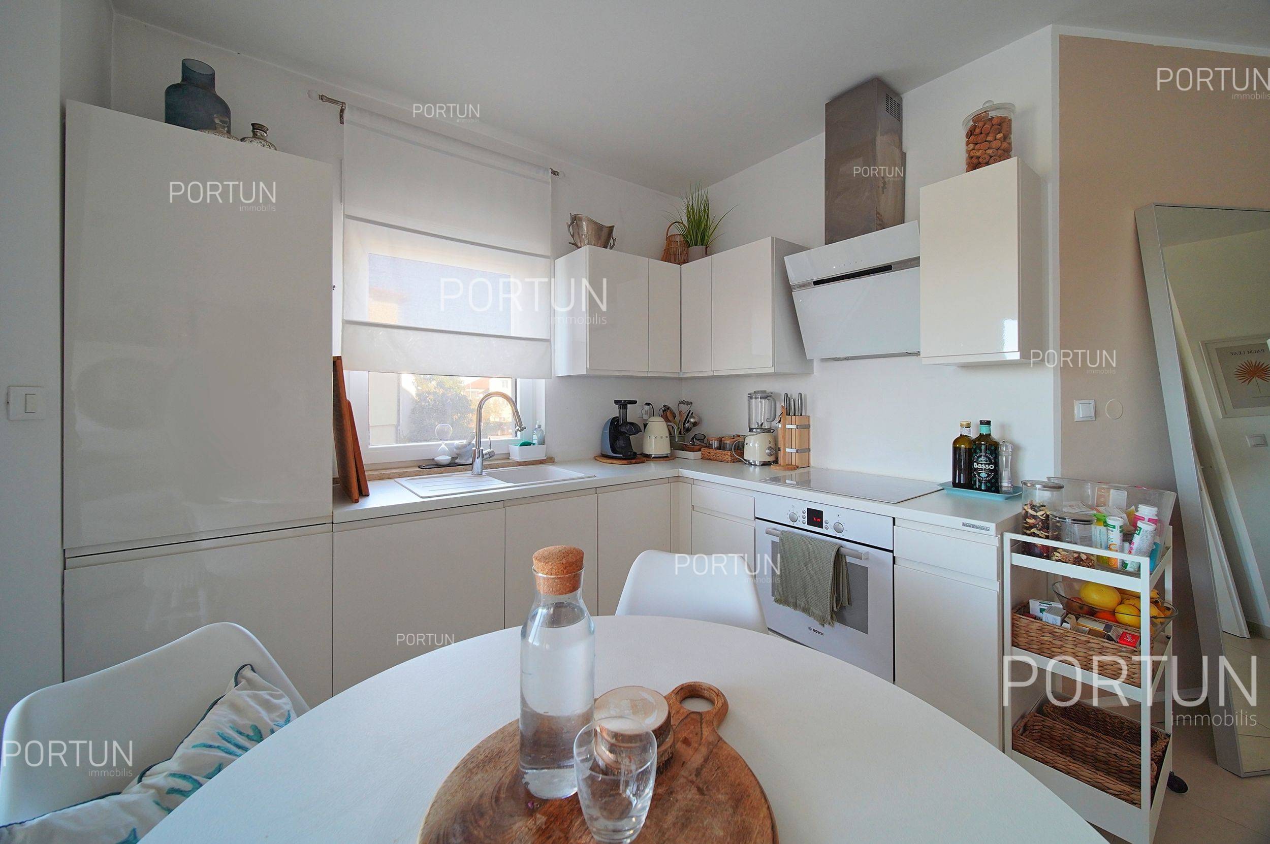 Stan na prodaju Pula - 10672 - 10