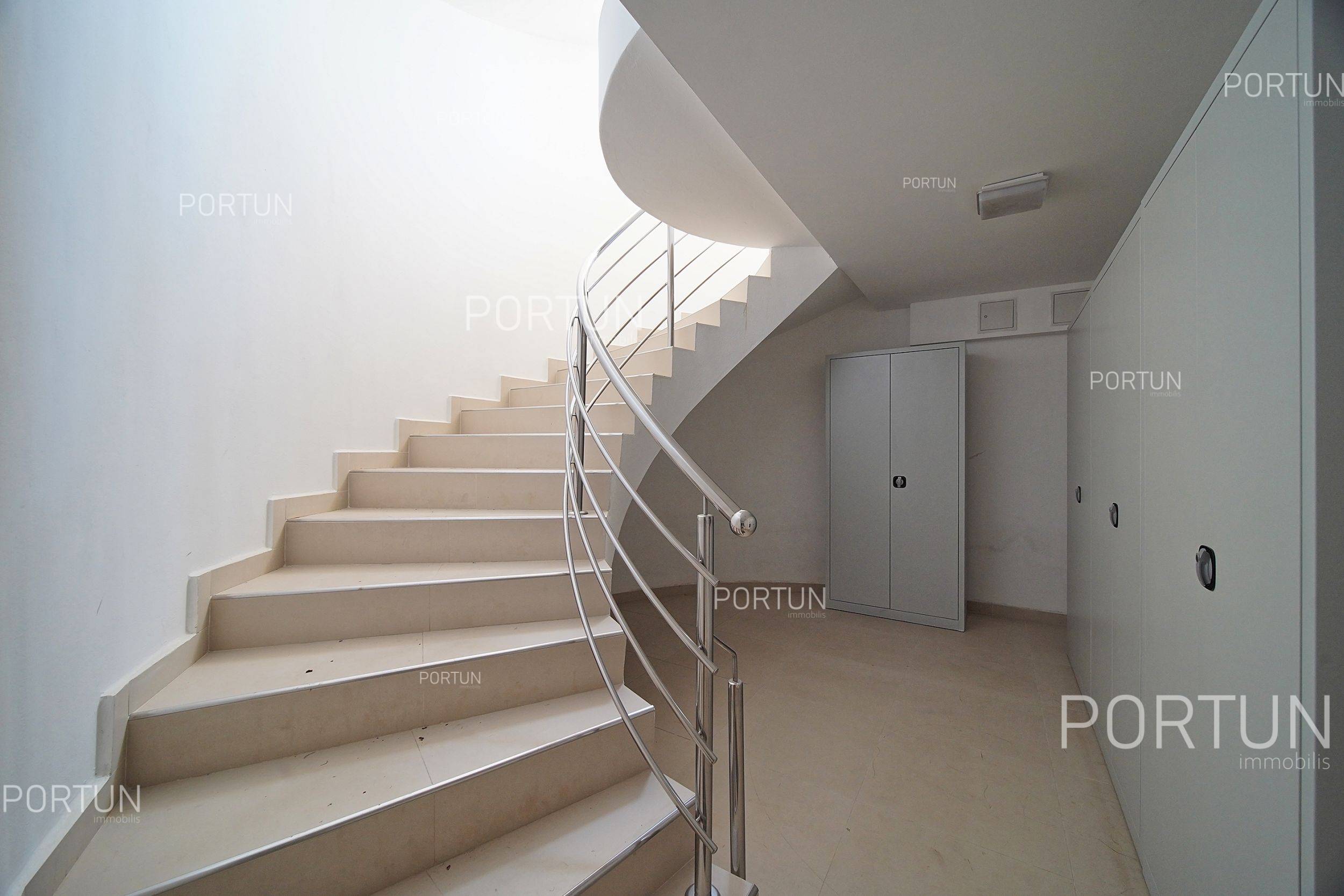 Stan na prodaju Pula - 10672 - 21