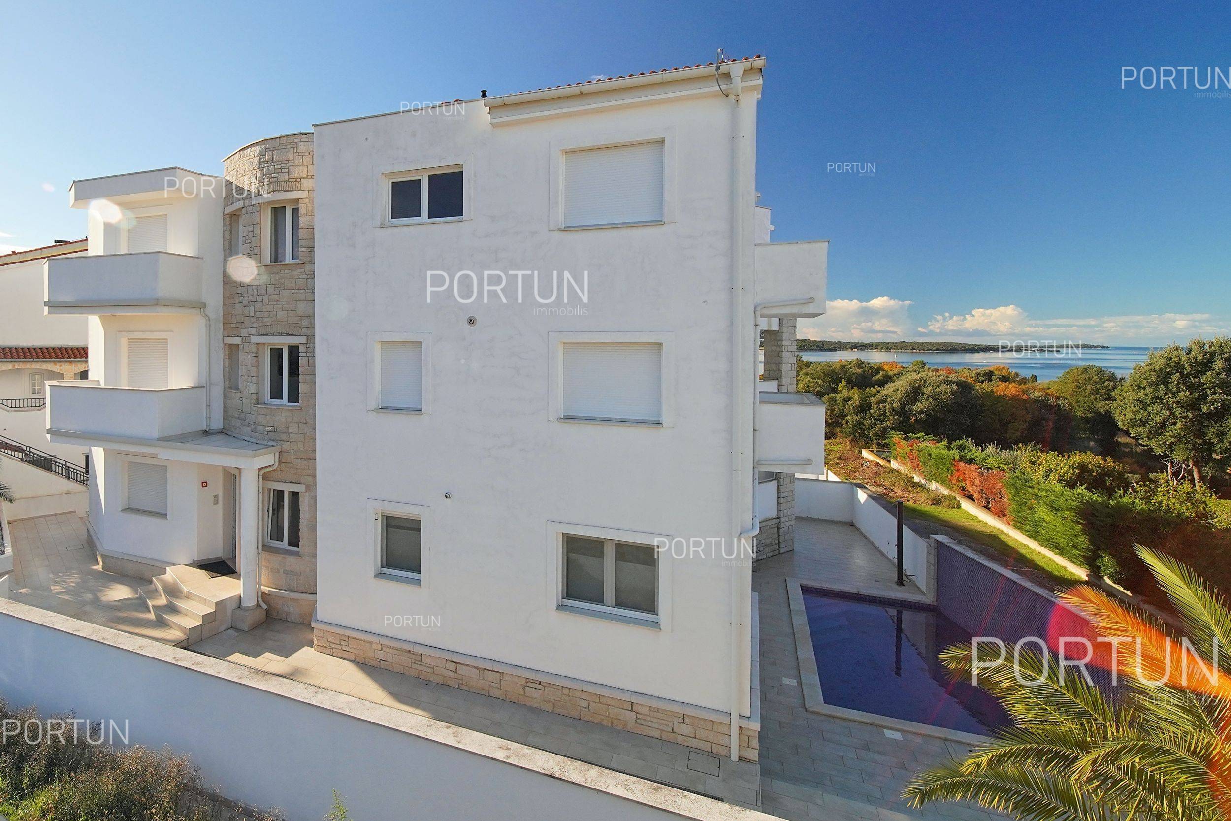 Stan na prodaju Pula - 10672 - 25