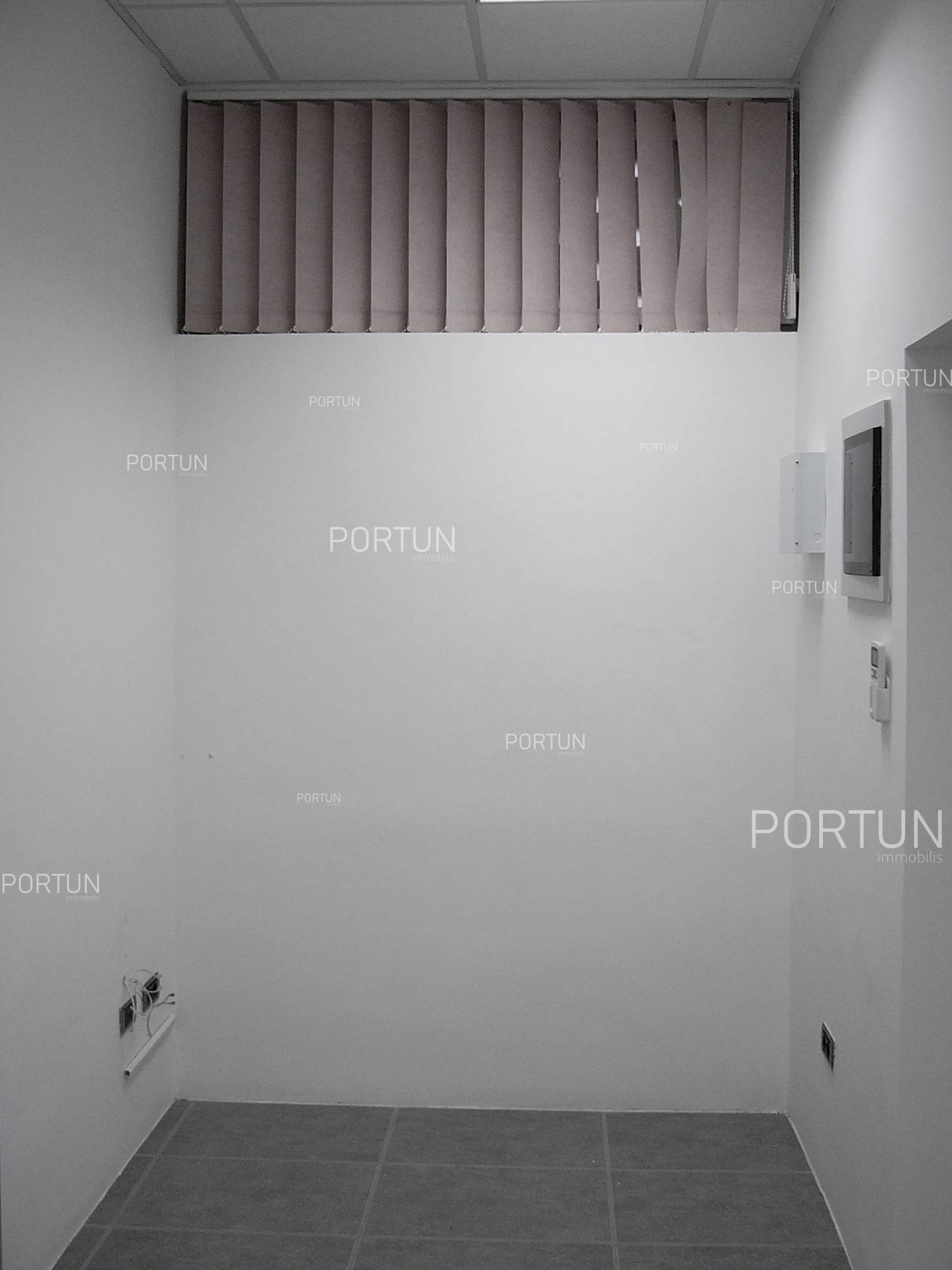 Geschäftsraum zum Verkauf in Pula - 30032 - 03