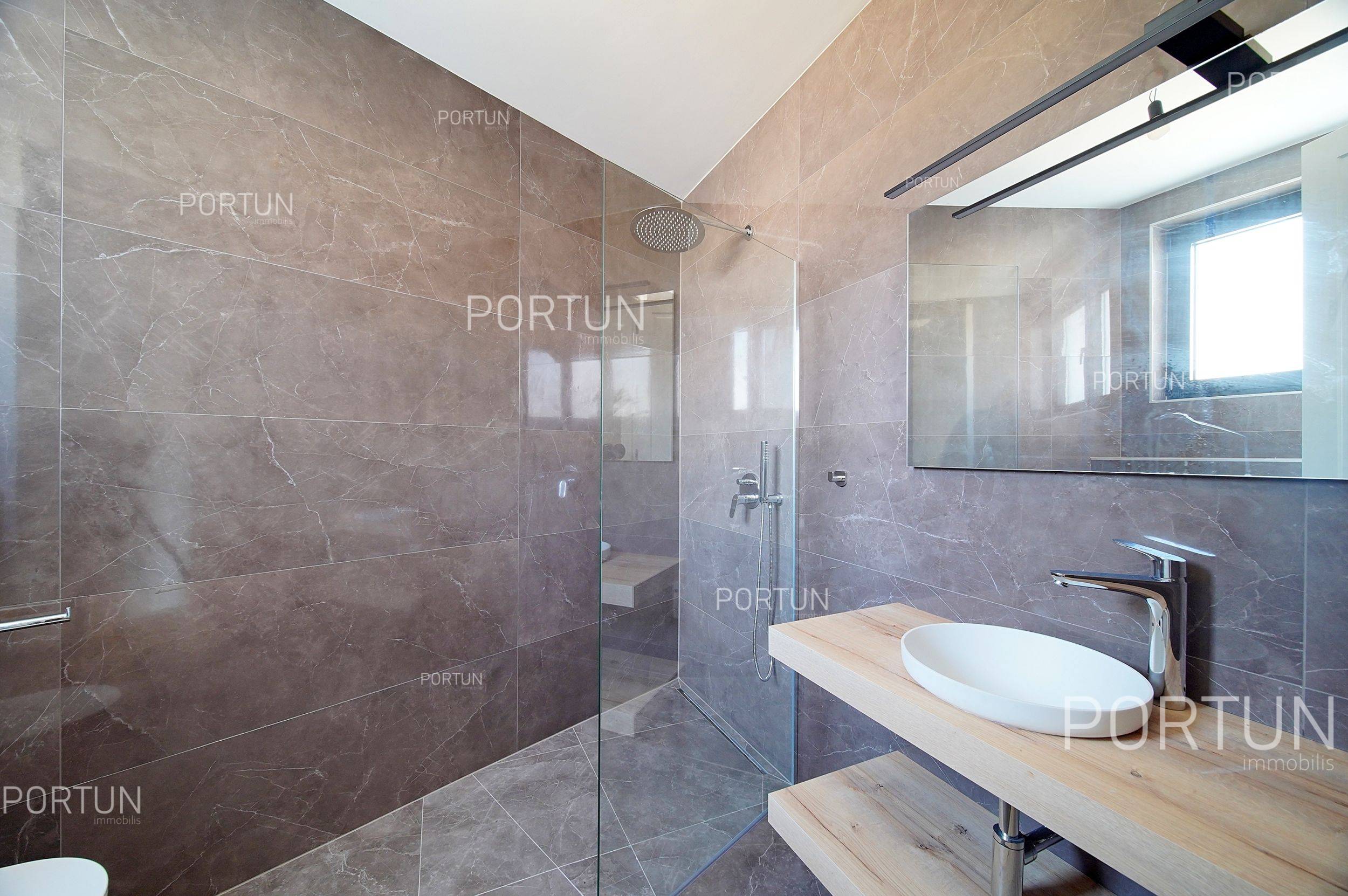 Stan na prodaju Poreč - 10676 - 12