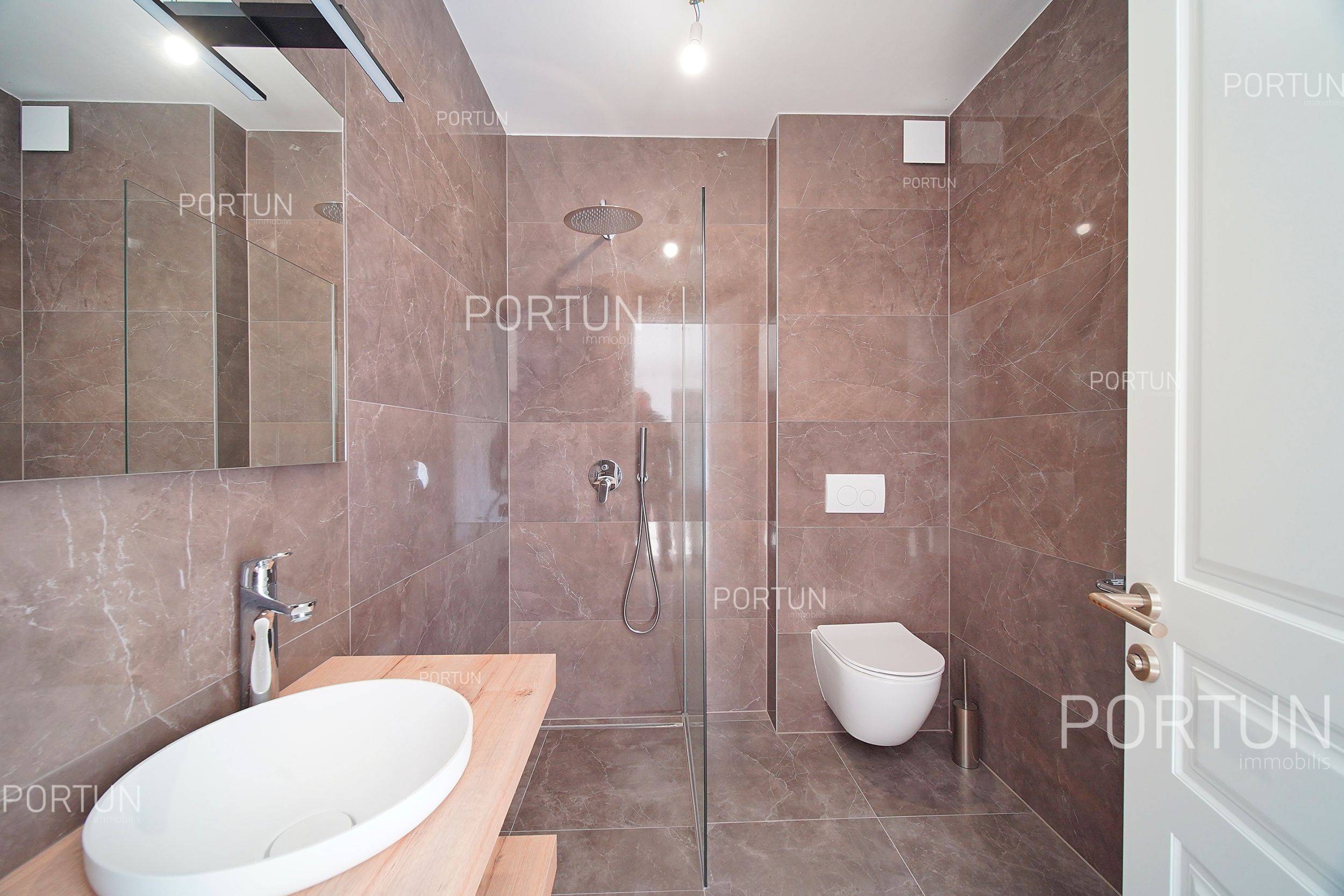 Stanovanje naprodaj v Poreč - 10677 - 09