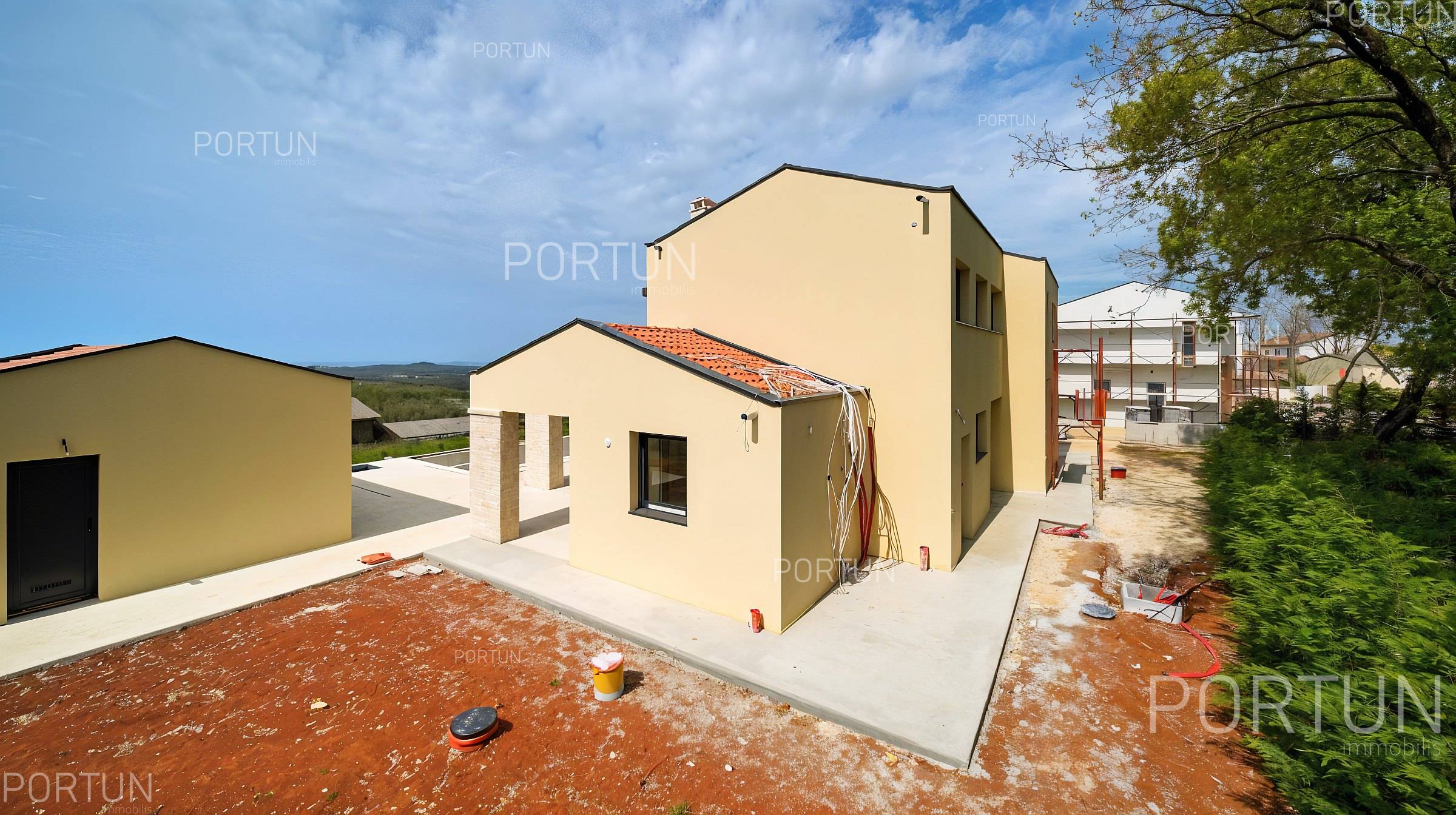 House for Sale in Sveti Lovreč - 20901 - 04