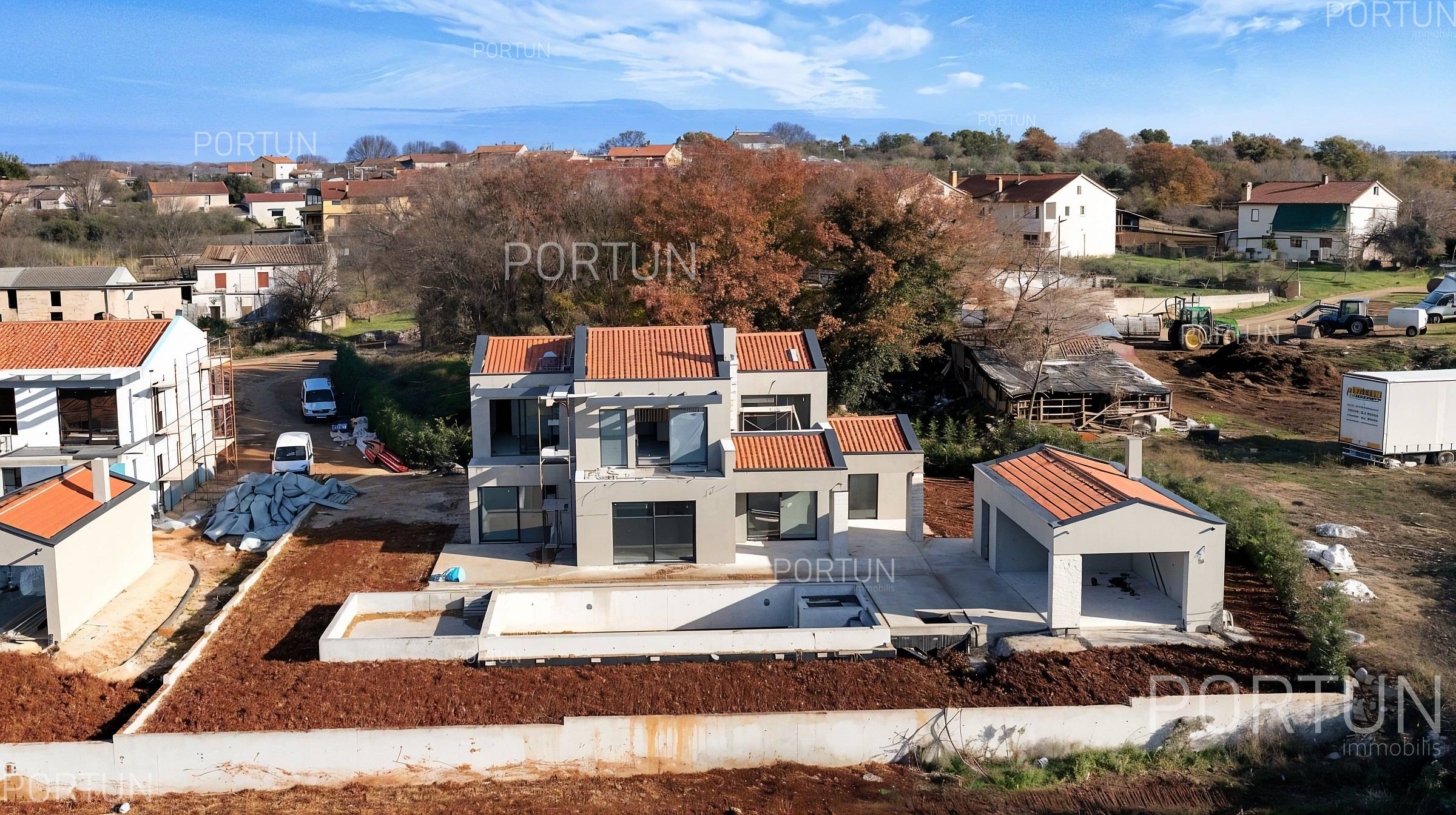 House for Sale in Sveti Lovreč - 20901 - 06