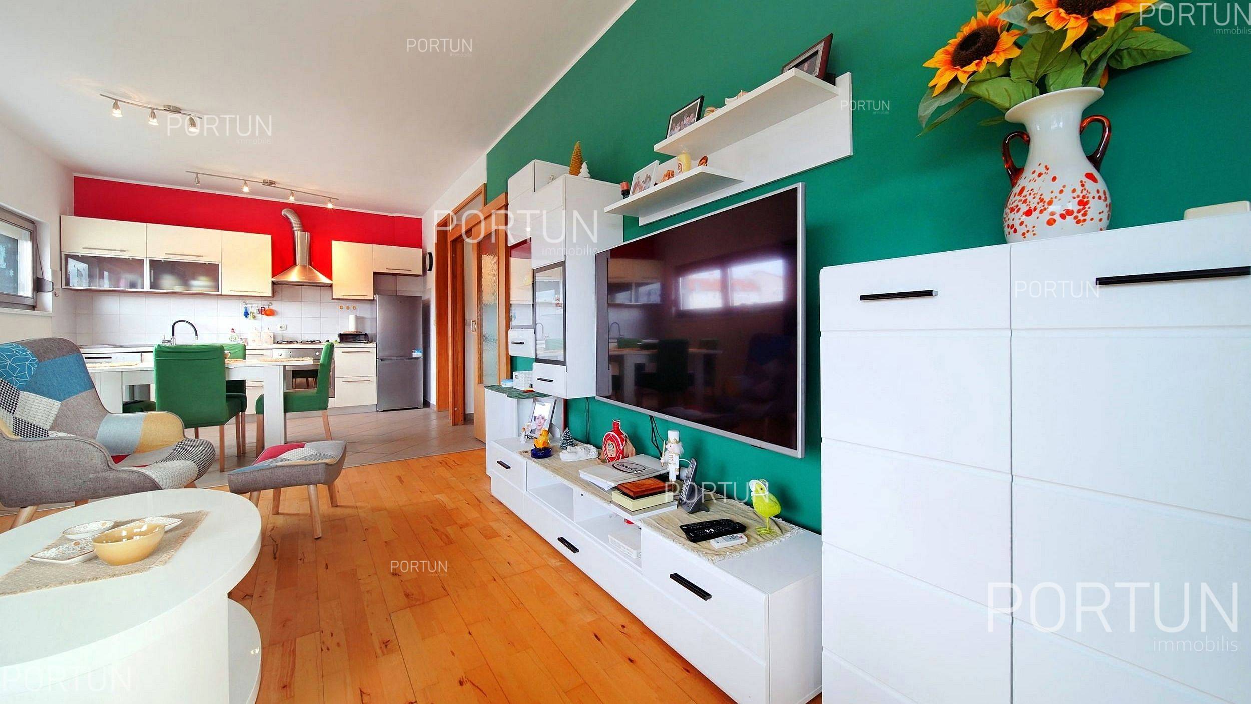 Stan na prodaju Rovinj - 10704 - 02