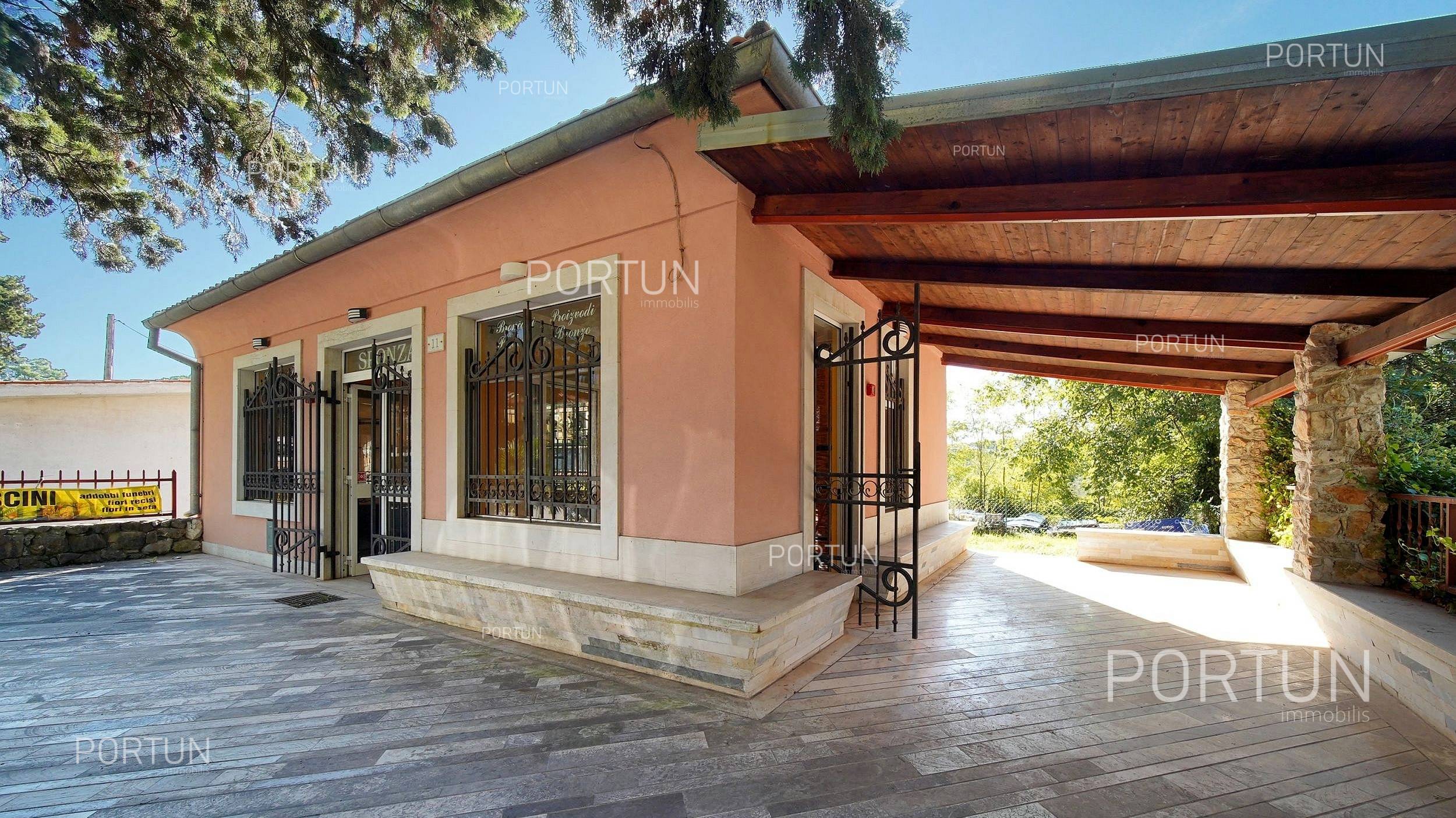 Poslovni prostor Rovinj Cvjećarna 001x