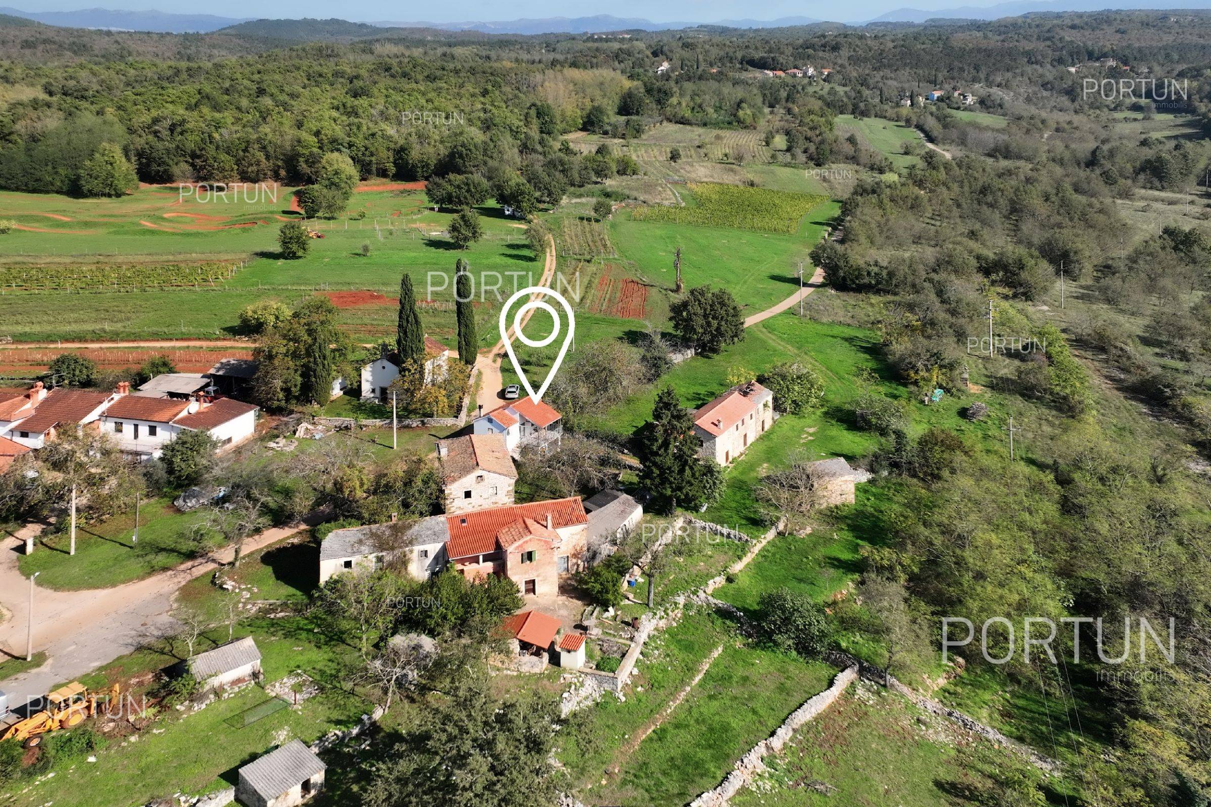 Kuća na prodaju Oprtalj - 20870 - 02