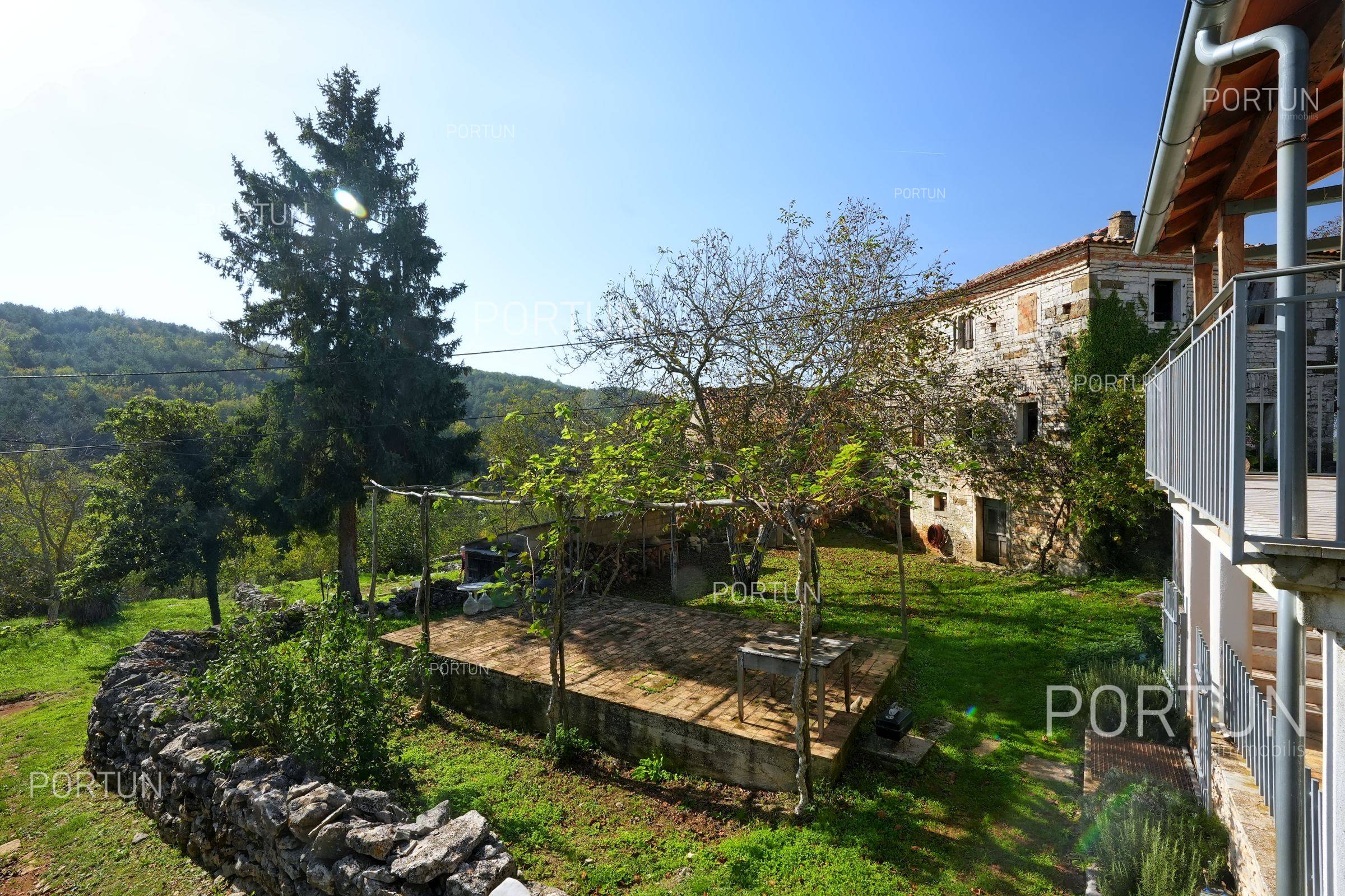 Kuća na prodaju Oprtalj - 20870 - 11