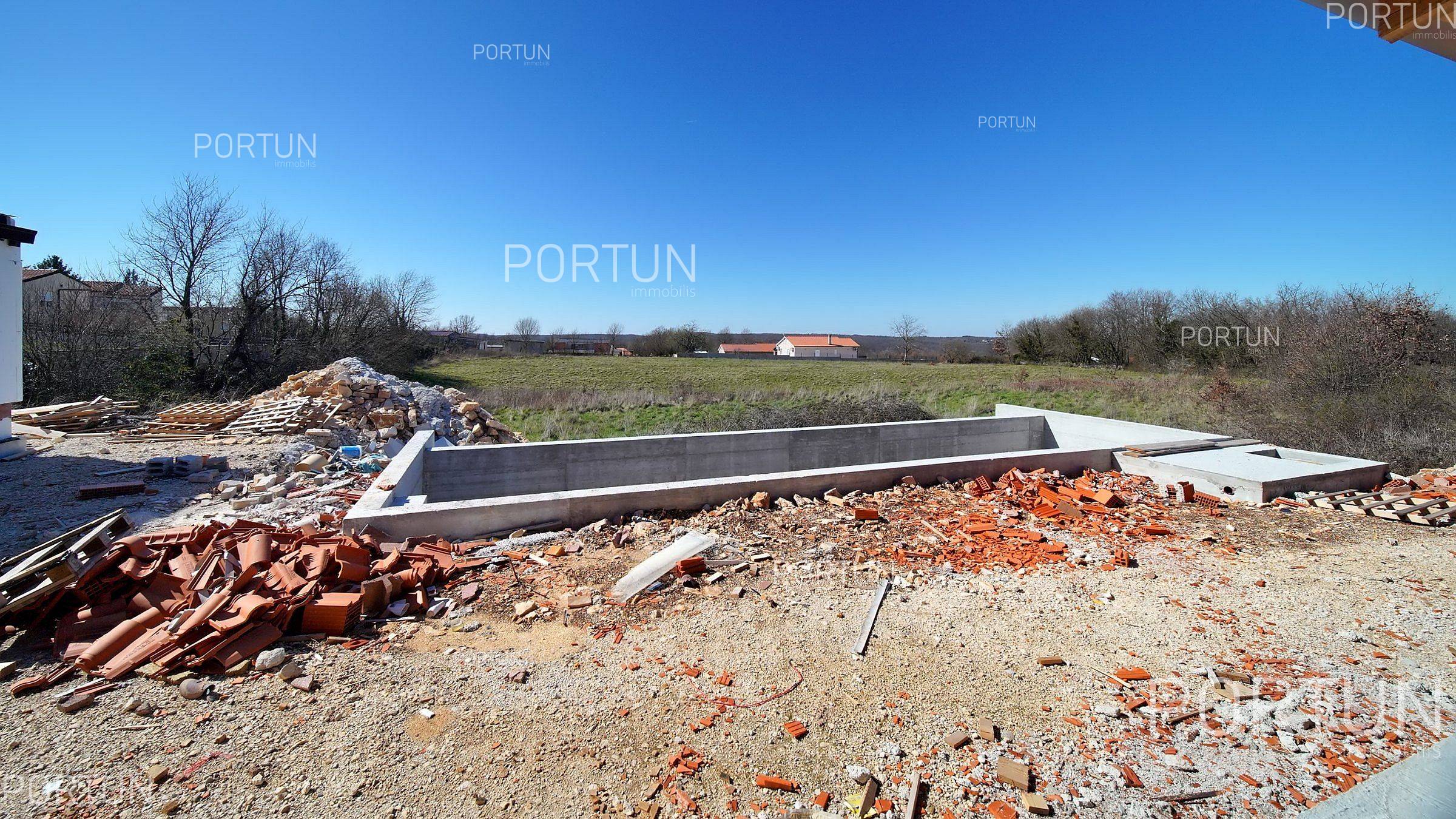 House for Sale in Žminj - 20894 - 12