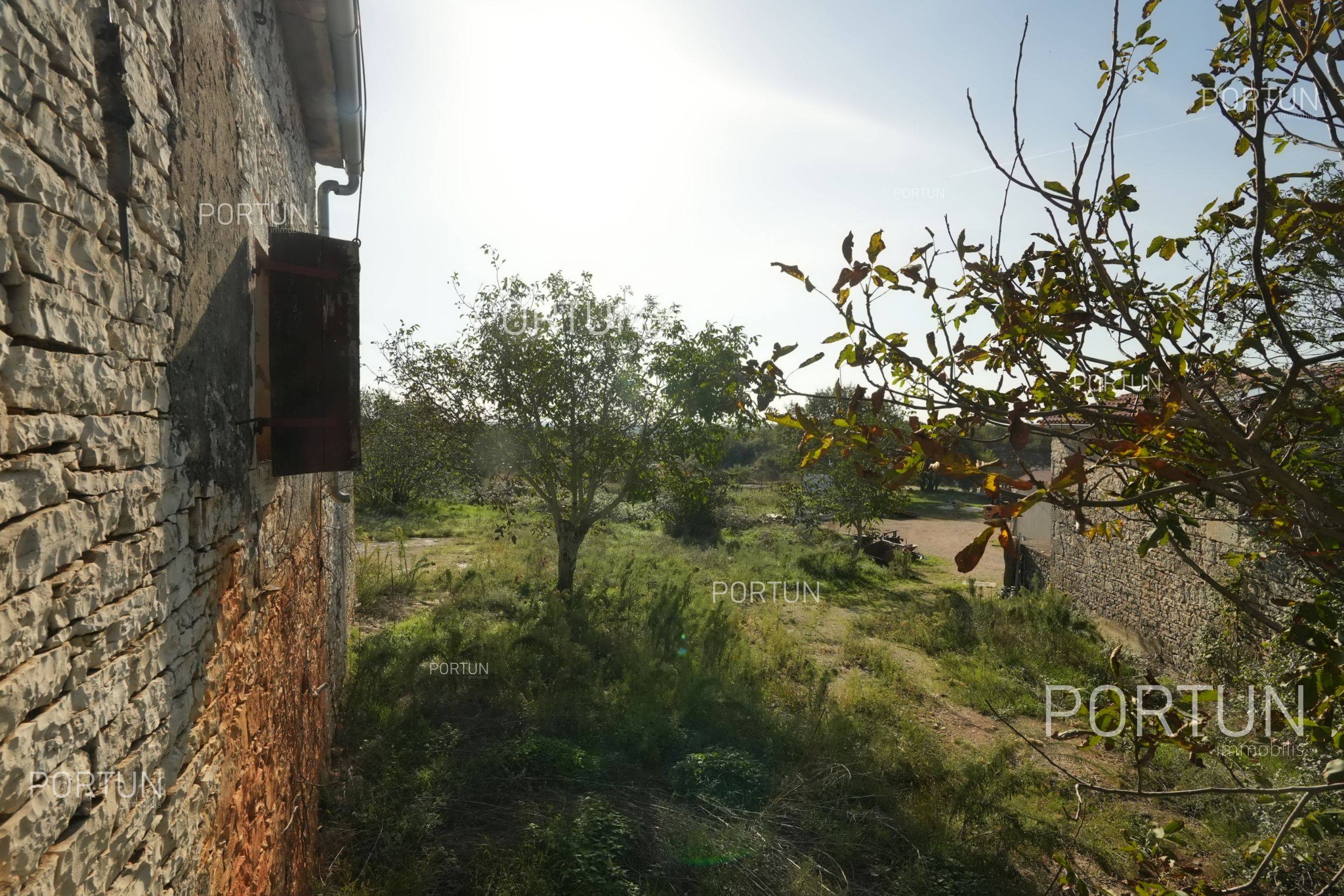 House for Sale in Sveti Lovreč - 20871 - 04