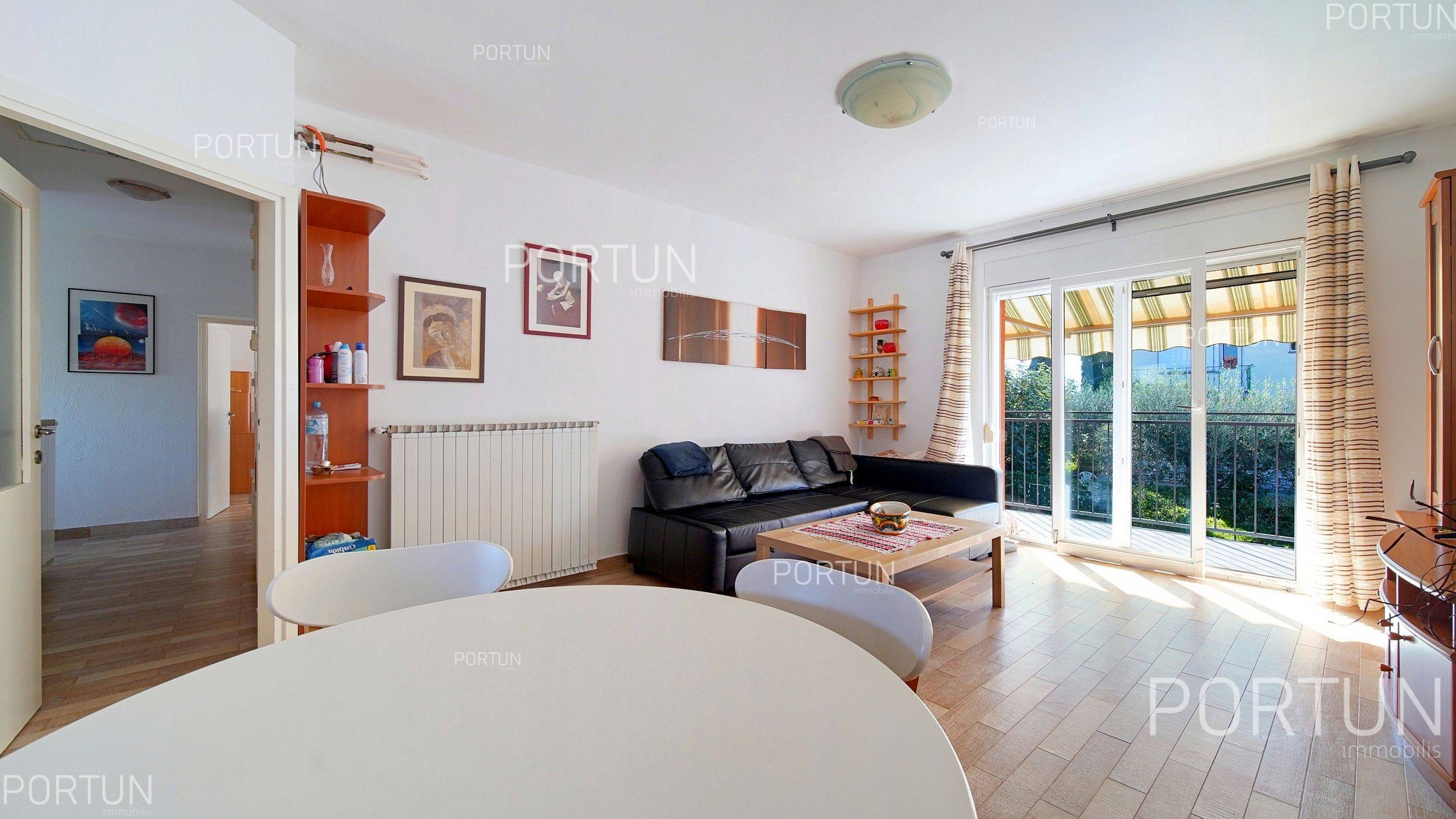 Three bedroom apartment in an excellent location close to the center of Rovinj - 10710 001x