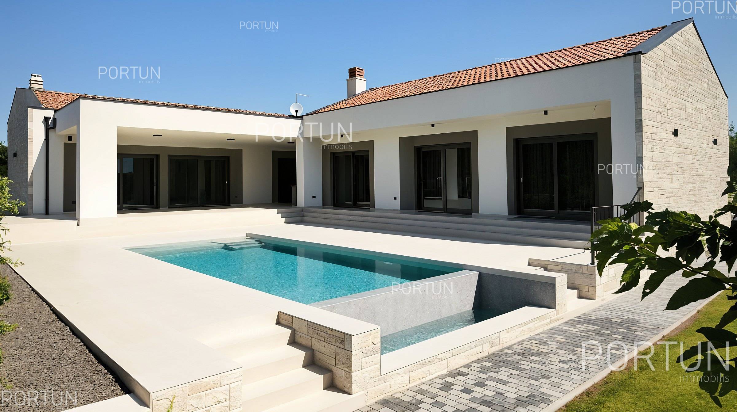 Kuća na prodaju Rovinj - 20875 - 02