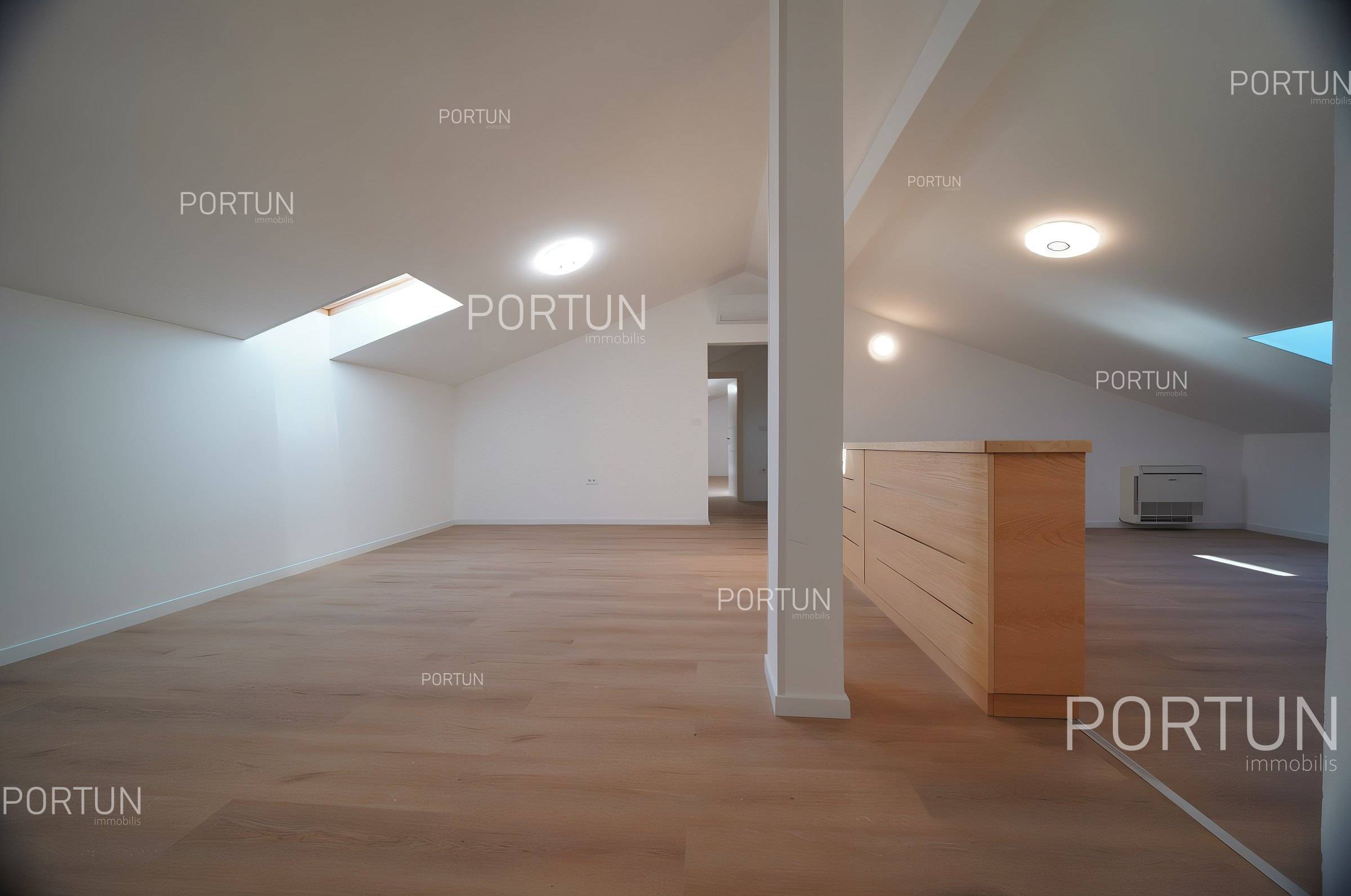 Stan na prodaju Rovinj - 10719 - 02