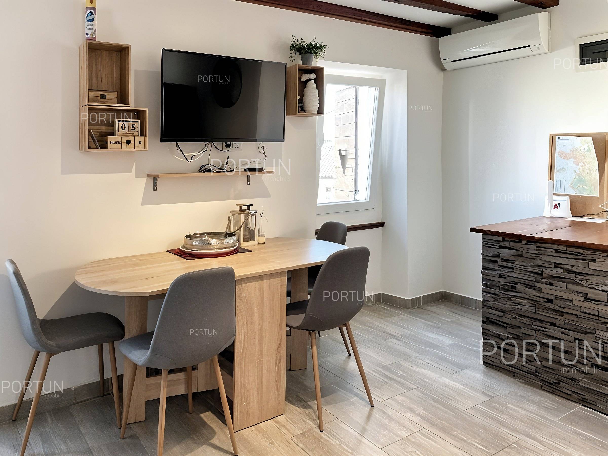 Stan na prodaju Rovinj - 10723 - 01