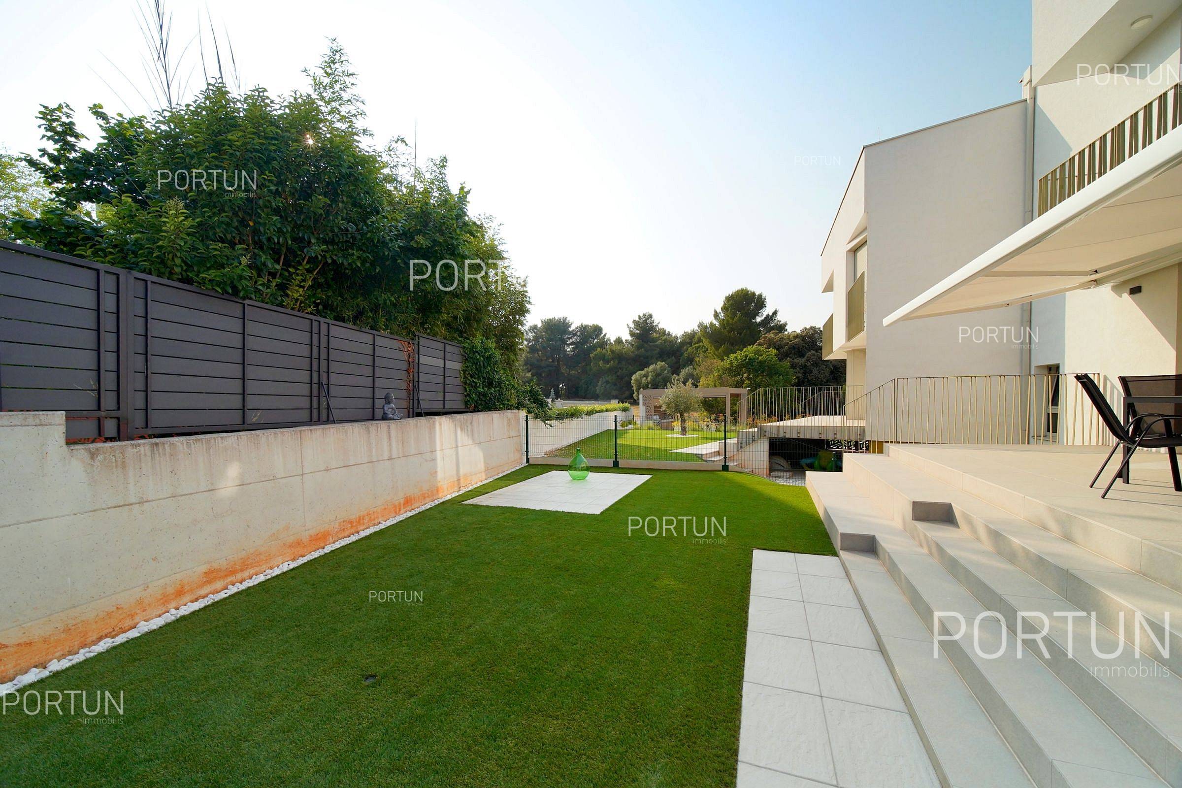 Stan na prodaju Rovinj - 10729 - 02