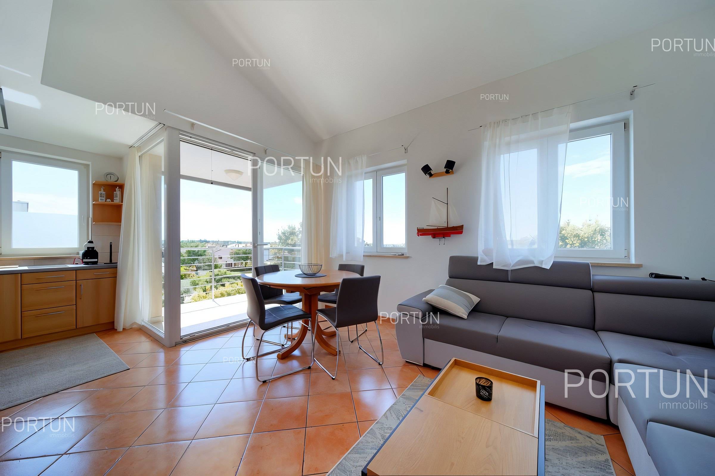 Stan na prodaju Rovinj - 10728 - 02