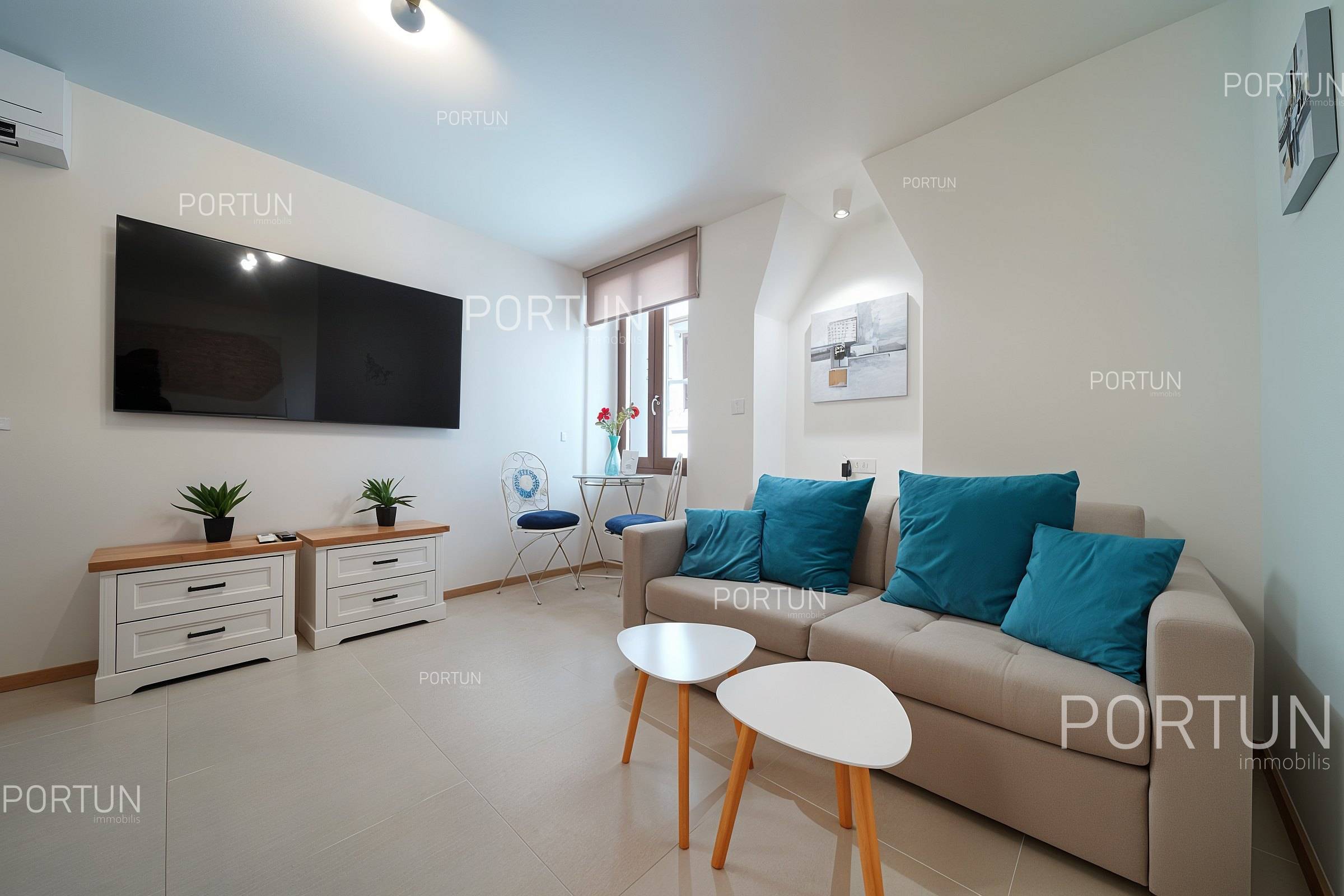 Wohnung zum Verkauf in Rovinj - 10735 - 03