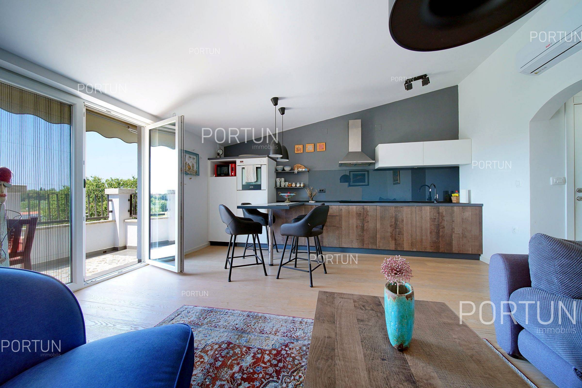 Stan na prodaju Rovinj - 10737 - 02