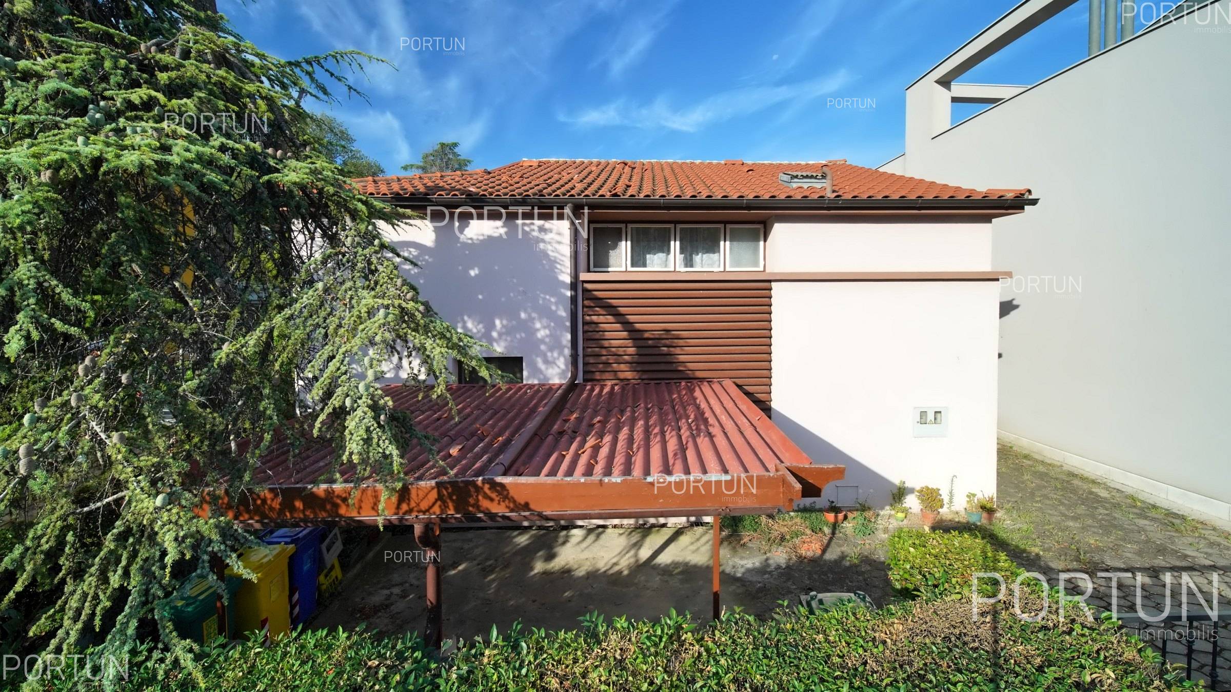 Kuća na prodaju Rovinj - 20916 - 09