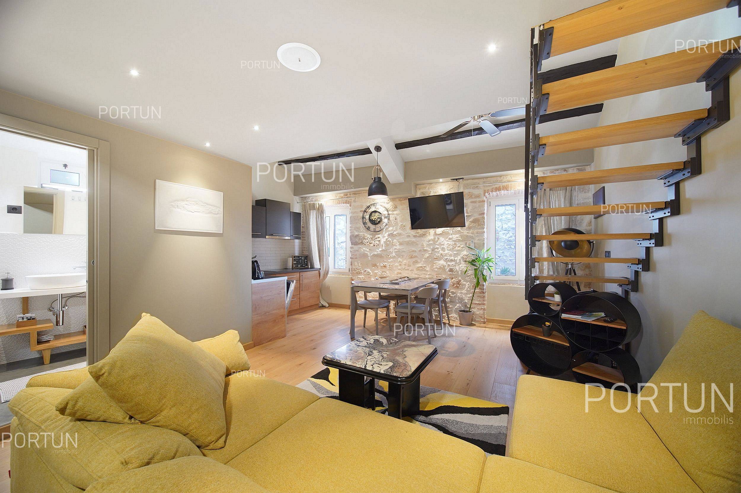 Apartment for Sale in Rovinj - 10653 - 02