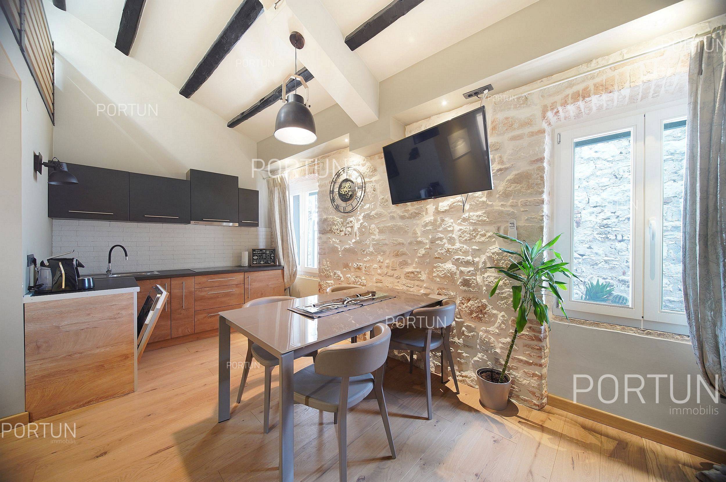 Apartment for Sale in Rovinj - 10653 - 08
