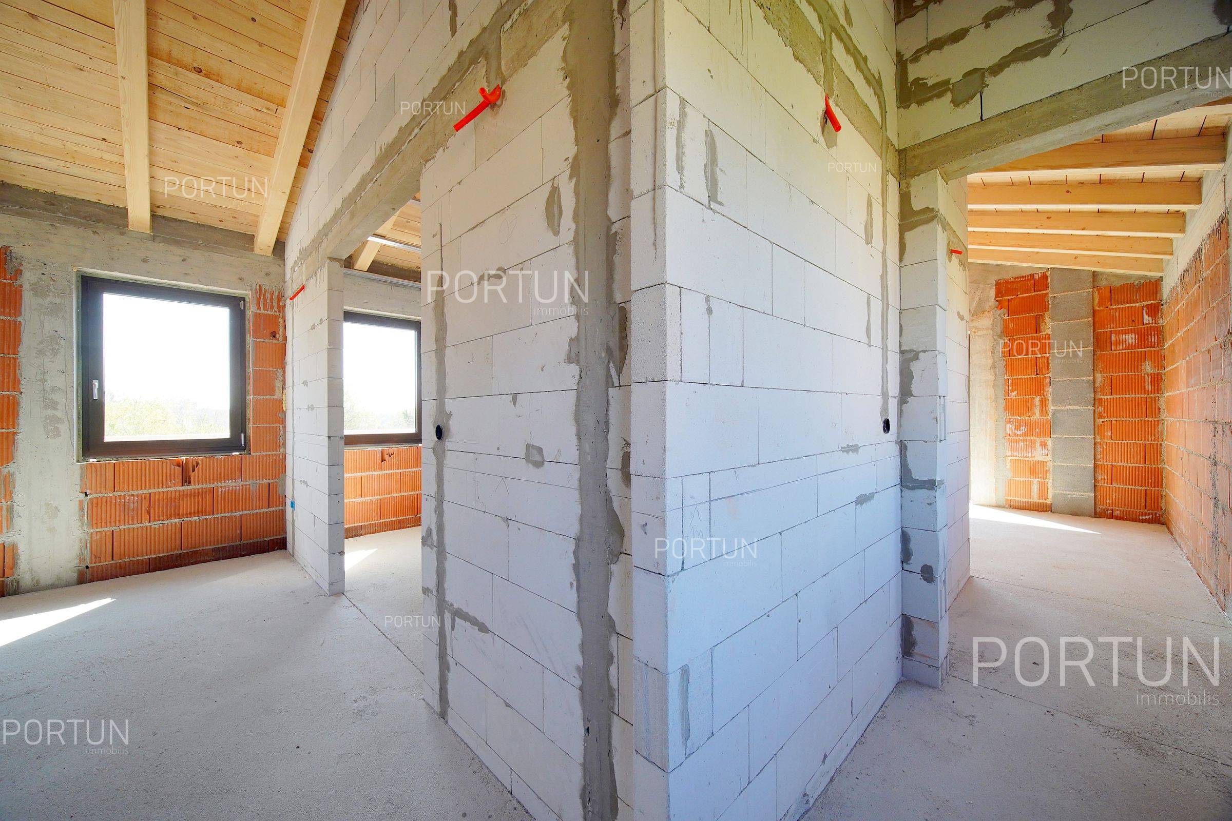 Kuća na prodaju Bale - 20755 - 30